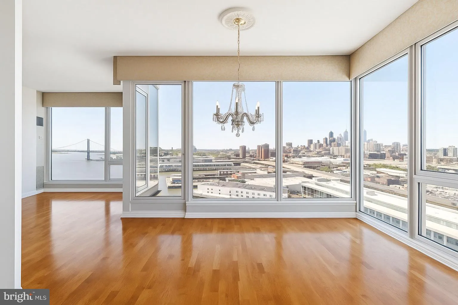 Philadelphia, Pennsylvania 19123, United States, 3 Bedrooms Bedrooms, ,4 BathroomsBathrooms,Residential,Active,204894