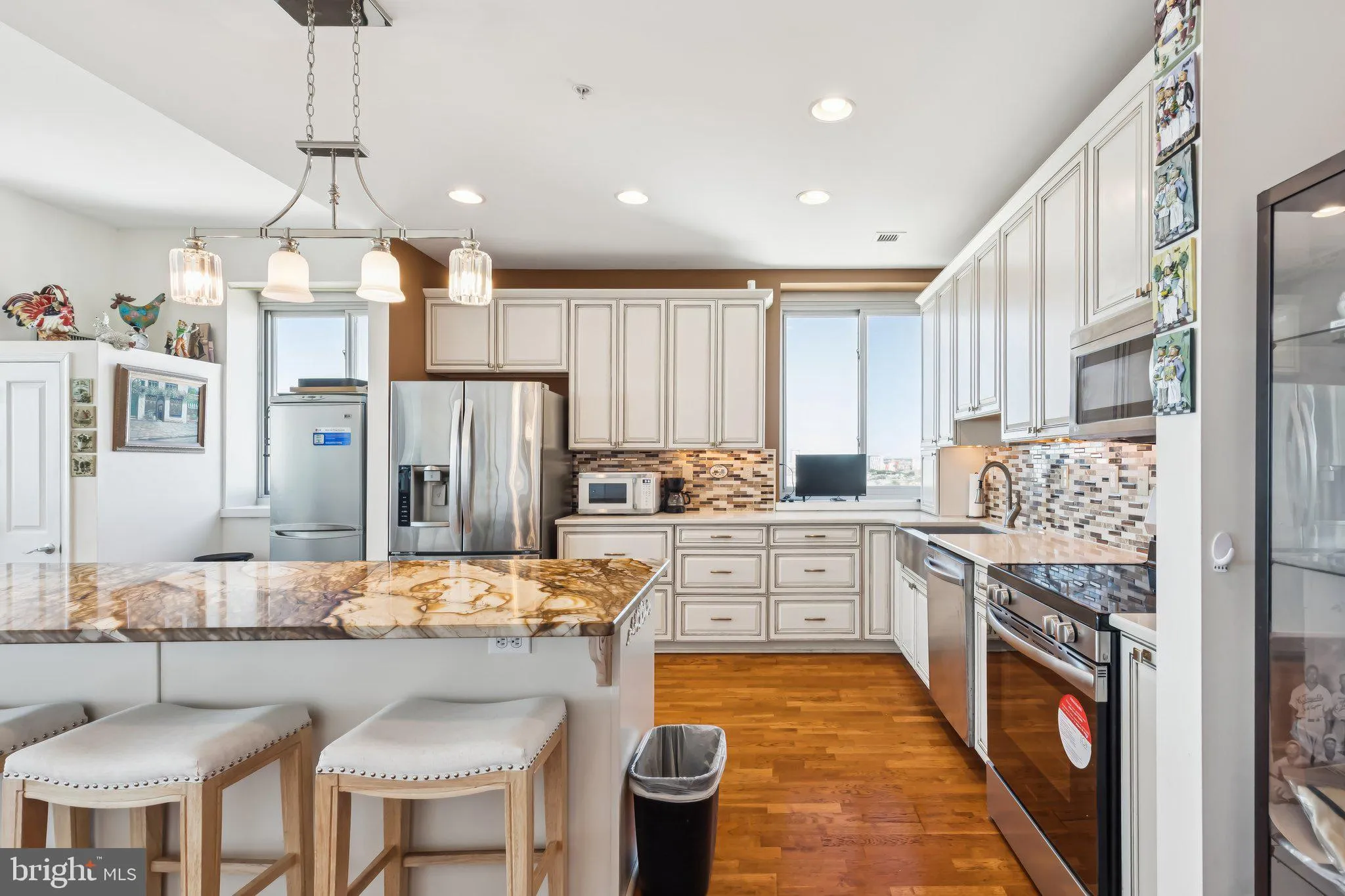 Philadelphia, Pennsylvania 19123, United States, 3 Bedrooms Bedrooms, ,4 BathroomsBathrooms,Residential,Active,204894