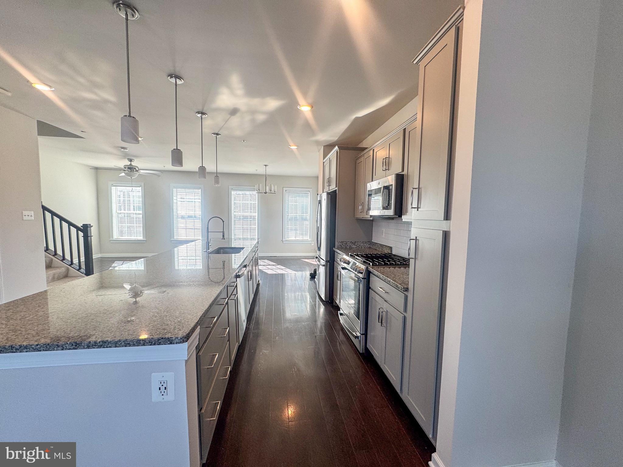 7160 BRICK KILN CIRCLE