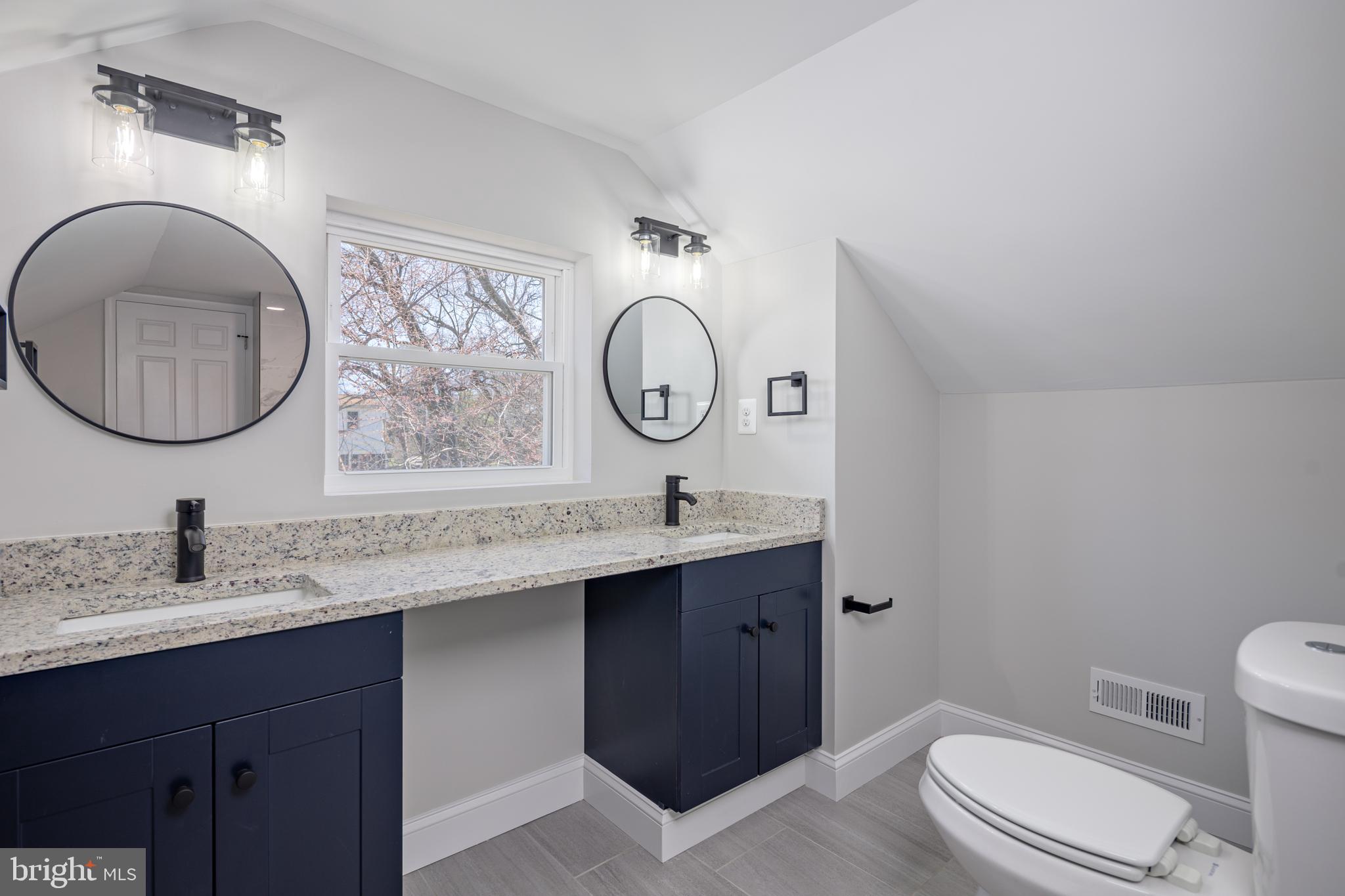 WOODLAWN HEIGHTS - Residential