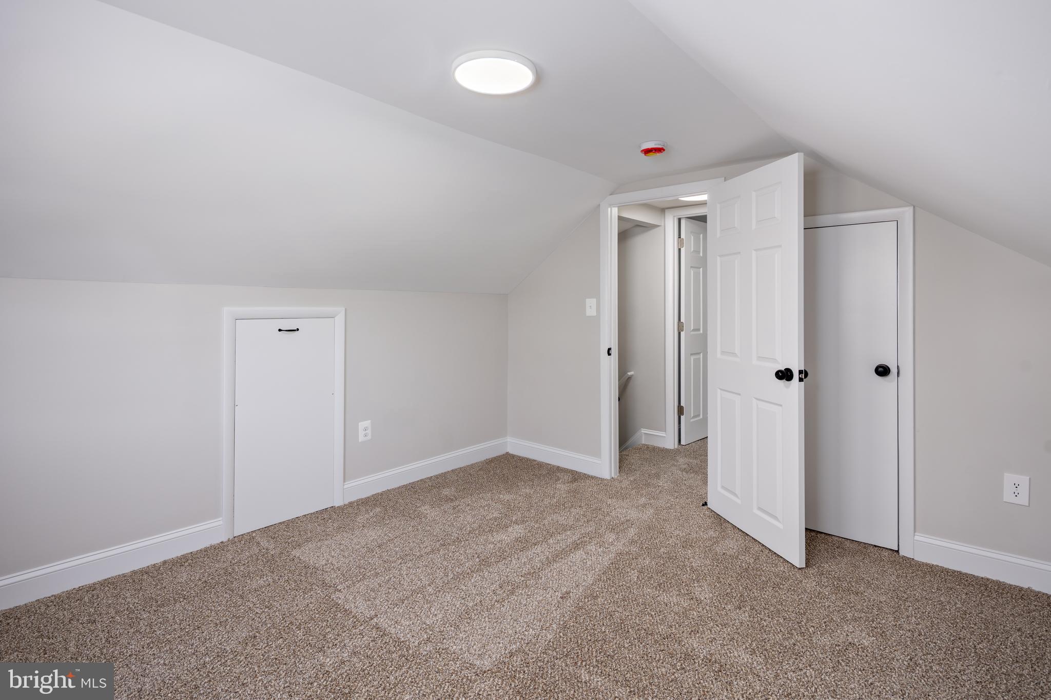WOODLAWN HEIGHTS - Residential