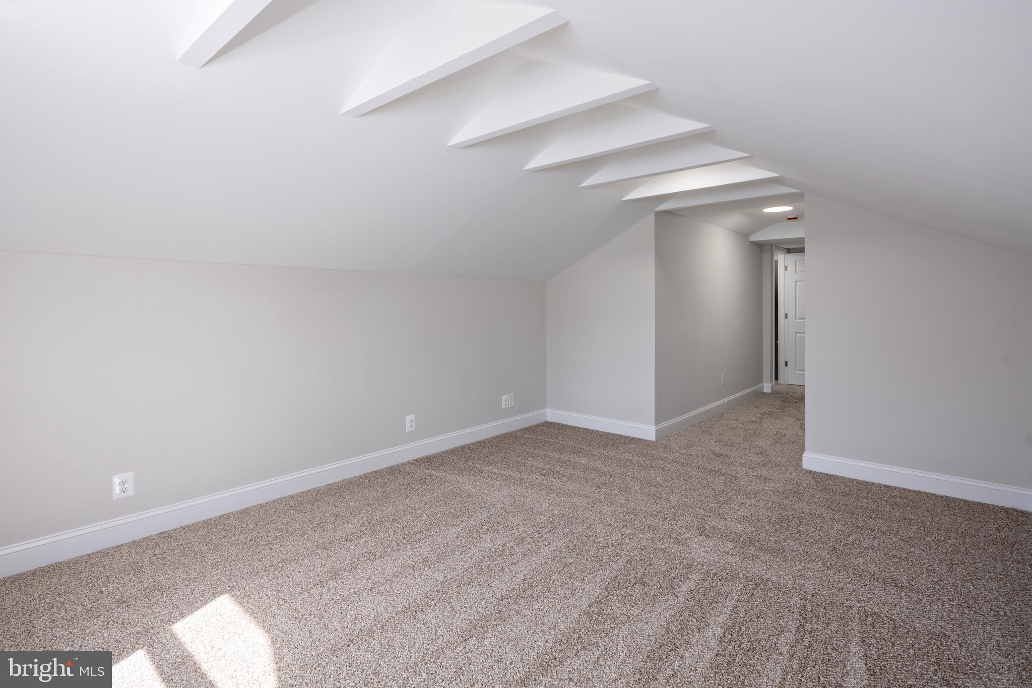 WOODLAWN HEIGHTS - Residential