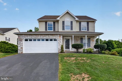 MLS: PAYK2108916