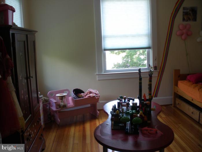 OVERBROOK - Residential