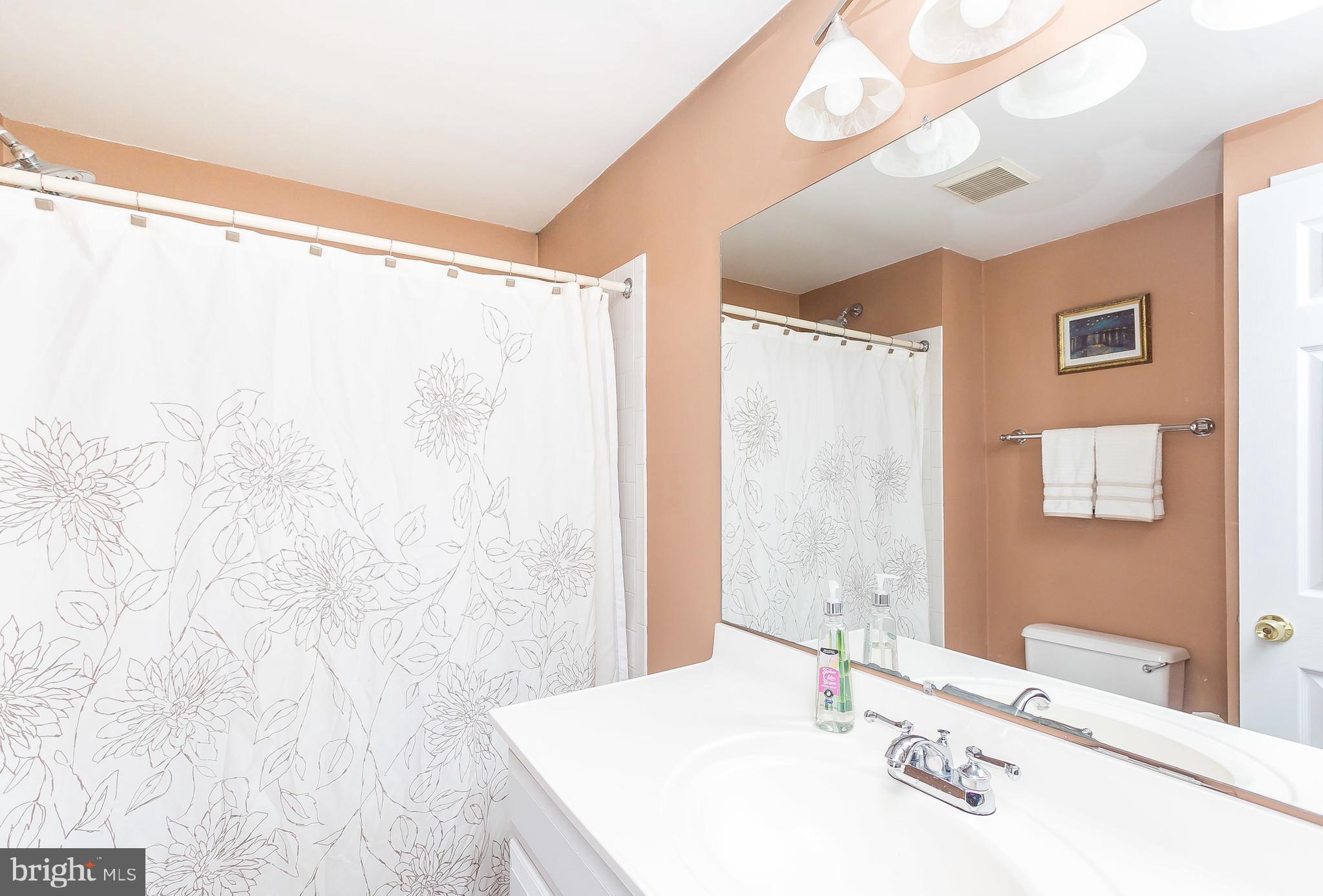 PERRY HALL - Residential