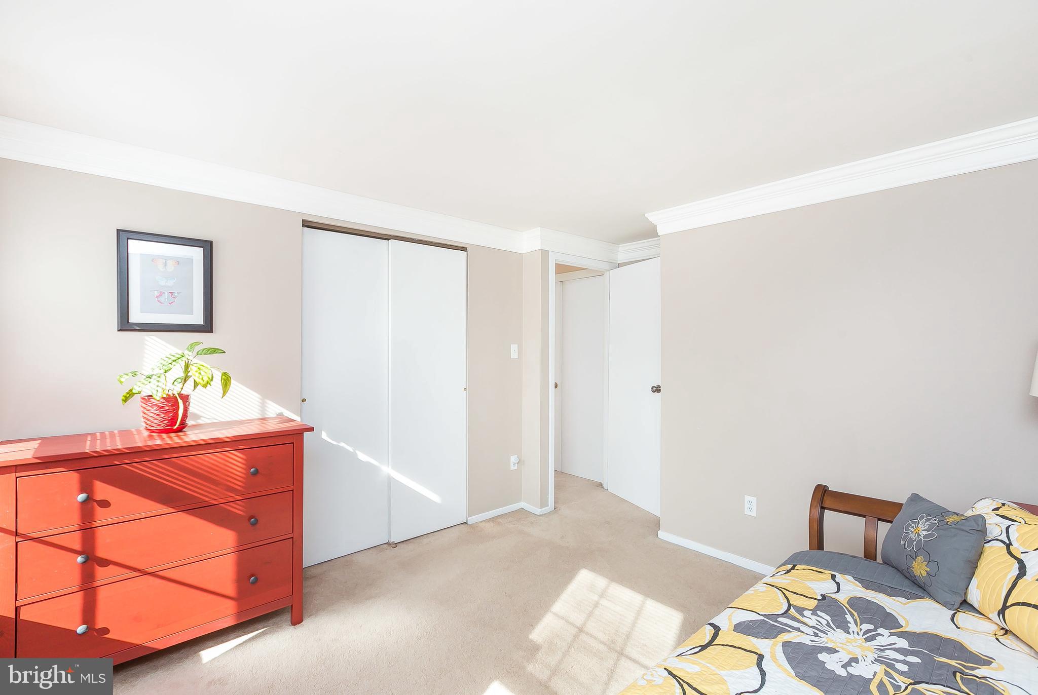 PERRY HALL - Residential