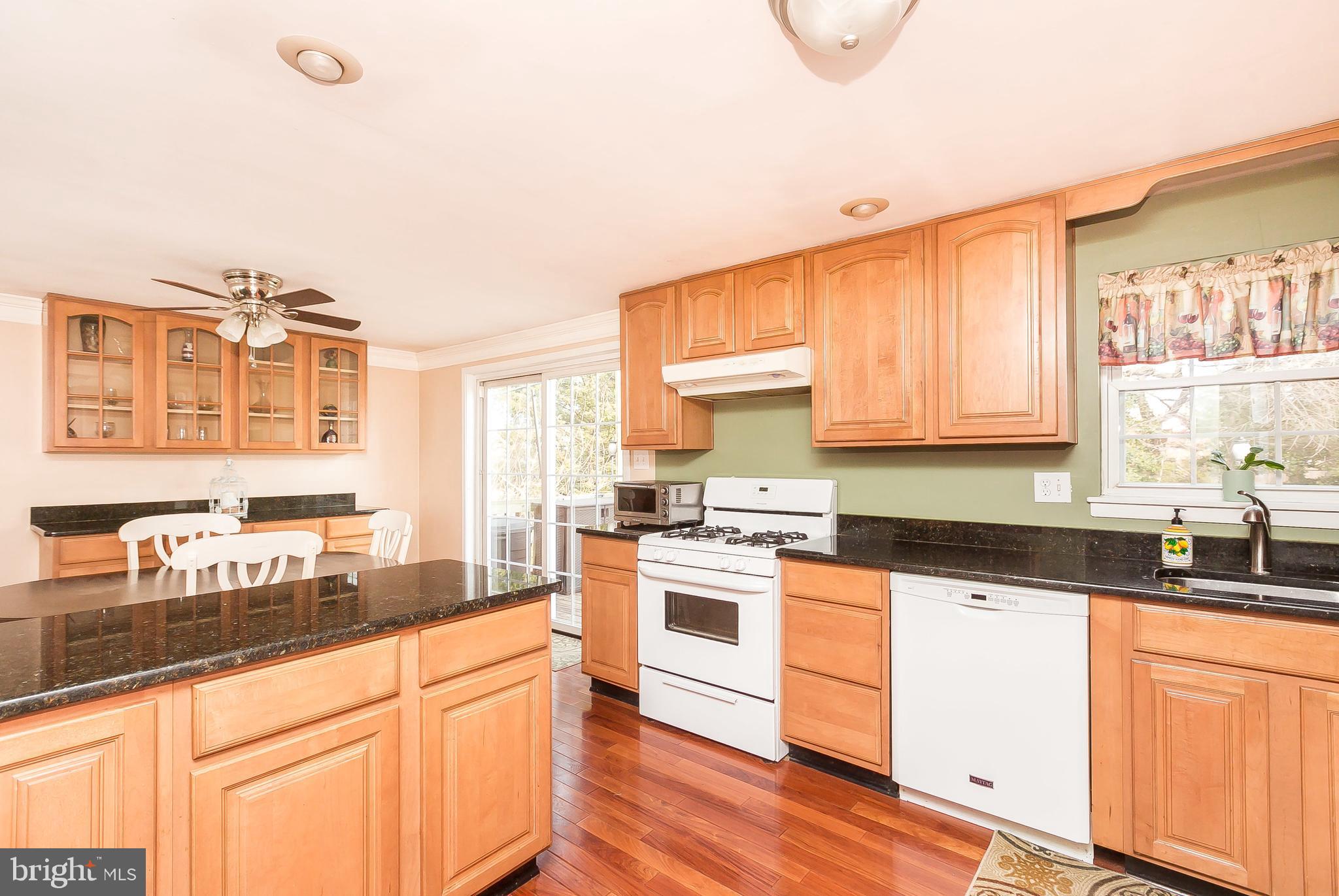 PERRY HALL - Residential