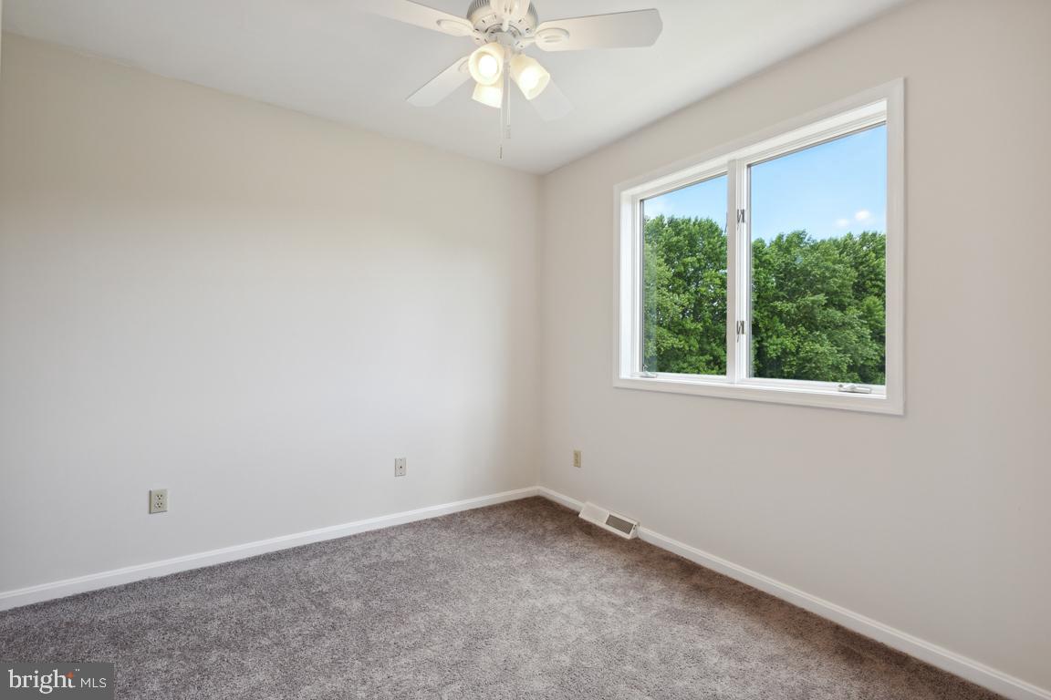 SPRING VALLEY FARMS - Residential