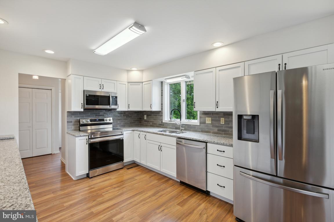 SPRING VALLEY FARMS - Residential