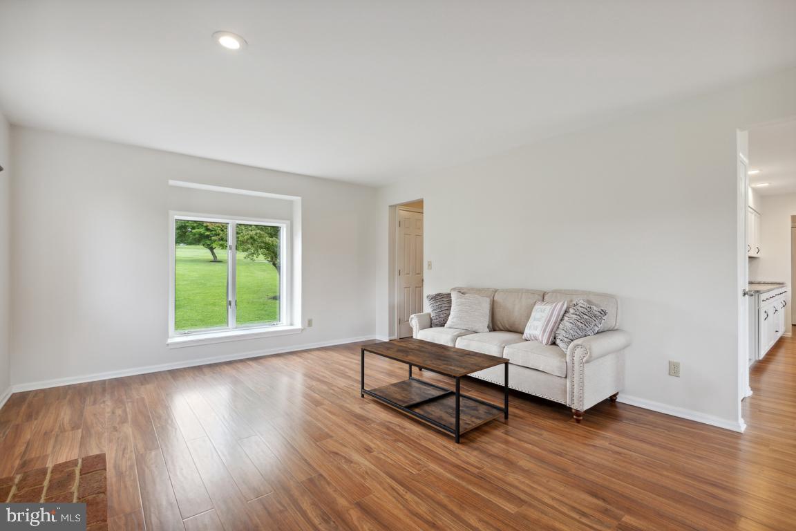 SPRING VALLEY FARMS - Residential