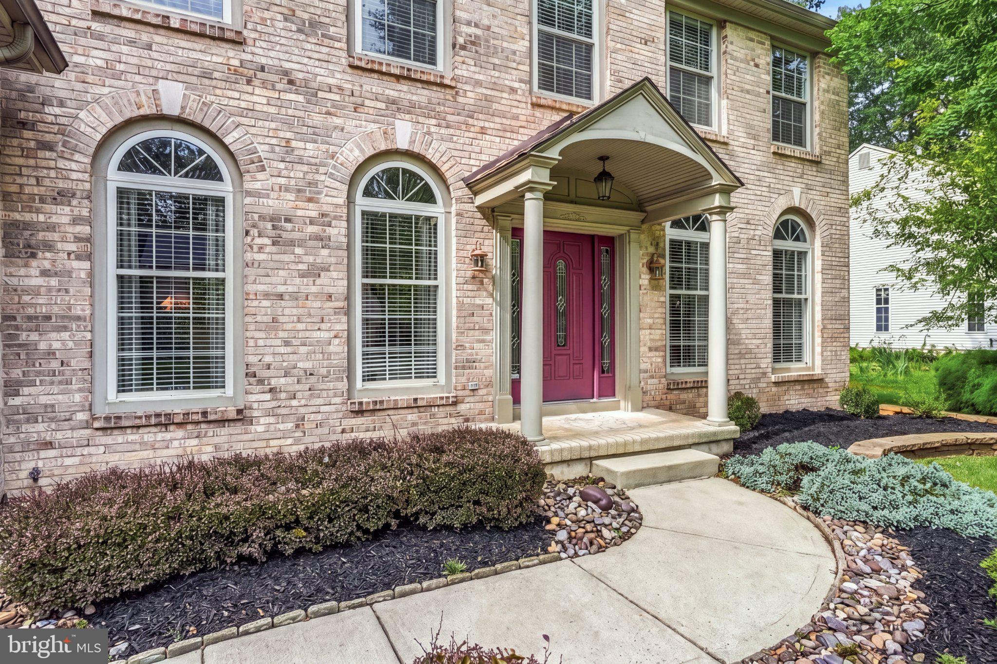 23 FARMHOUSE LANE