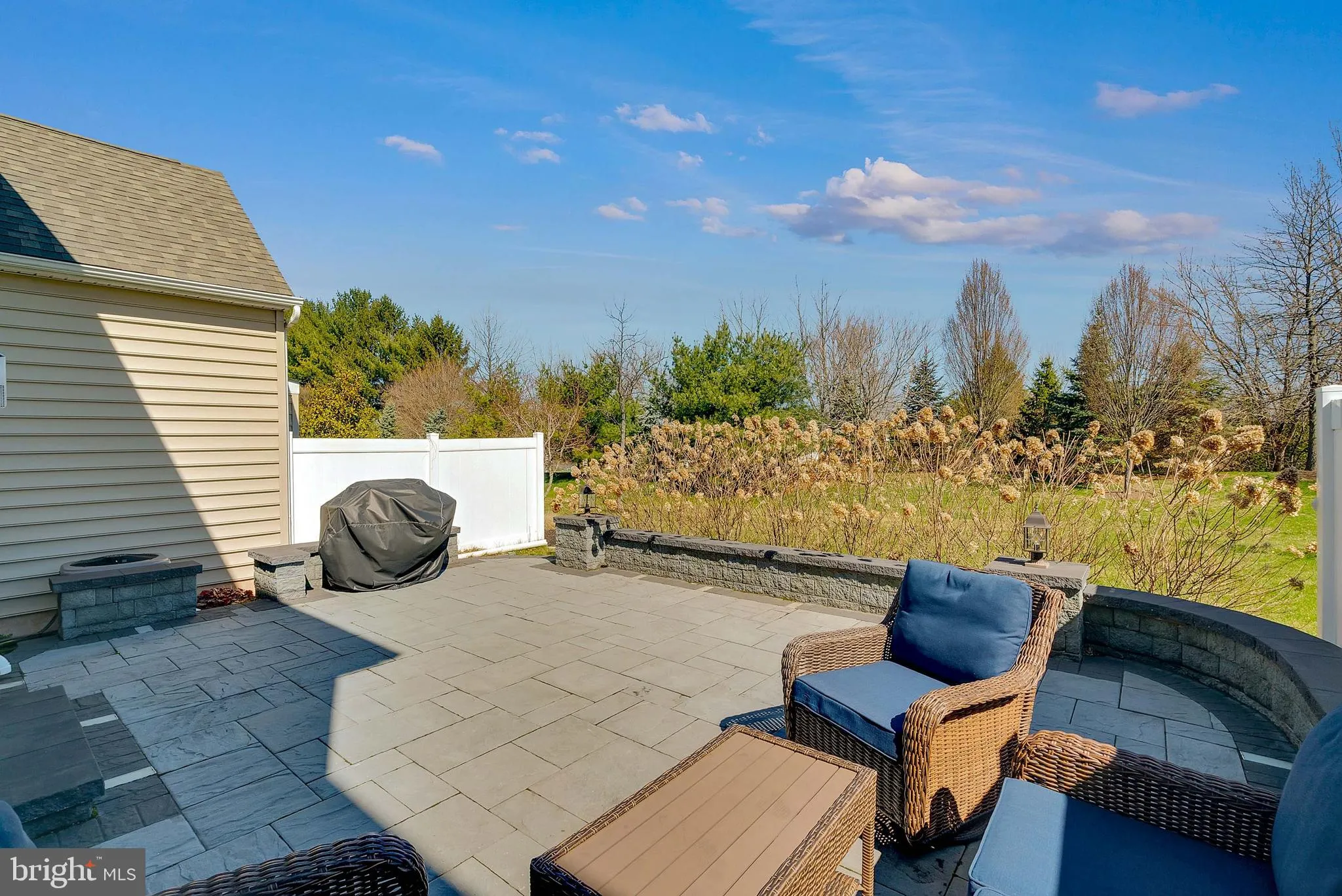 Lansdale, Pennsylvania 19446, United States, 3 Bedrooms Bedrooms, ,3 BathroomsBathrooms,Residential,Pending,119357