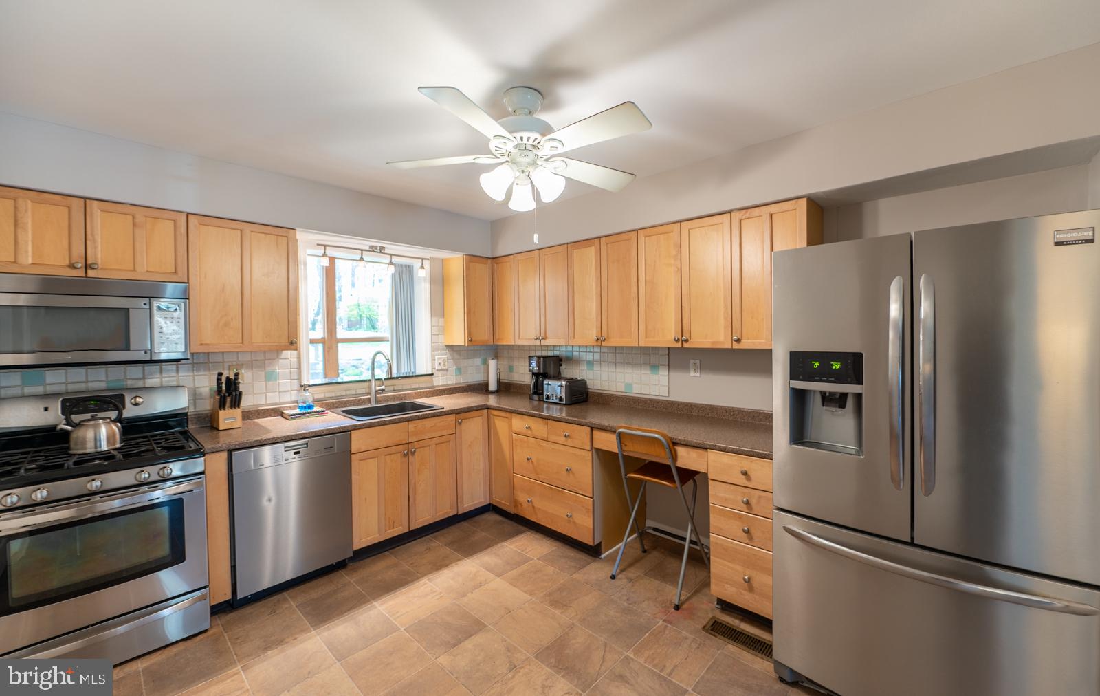 BRIGHTON MANOR - Residential