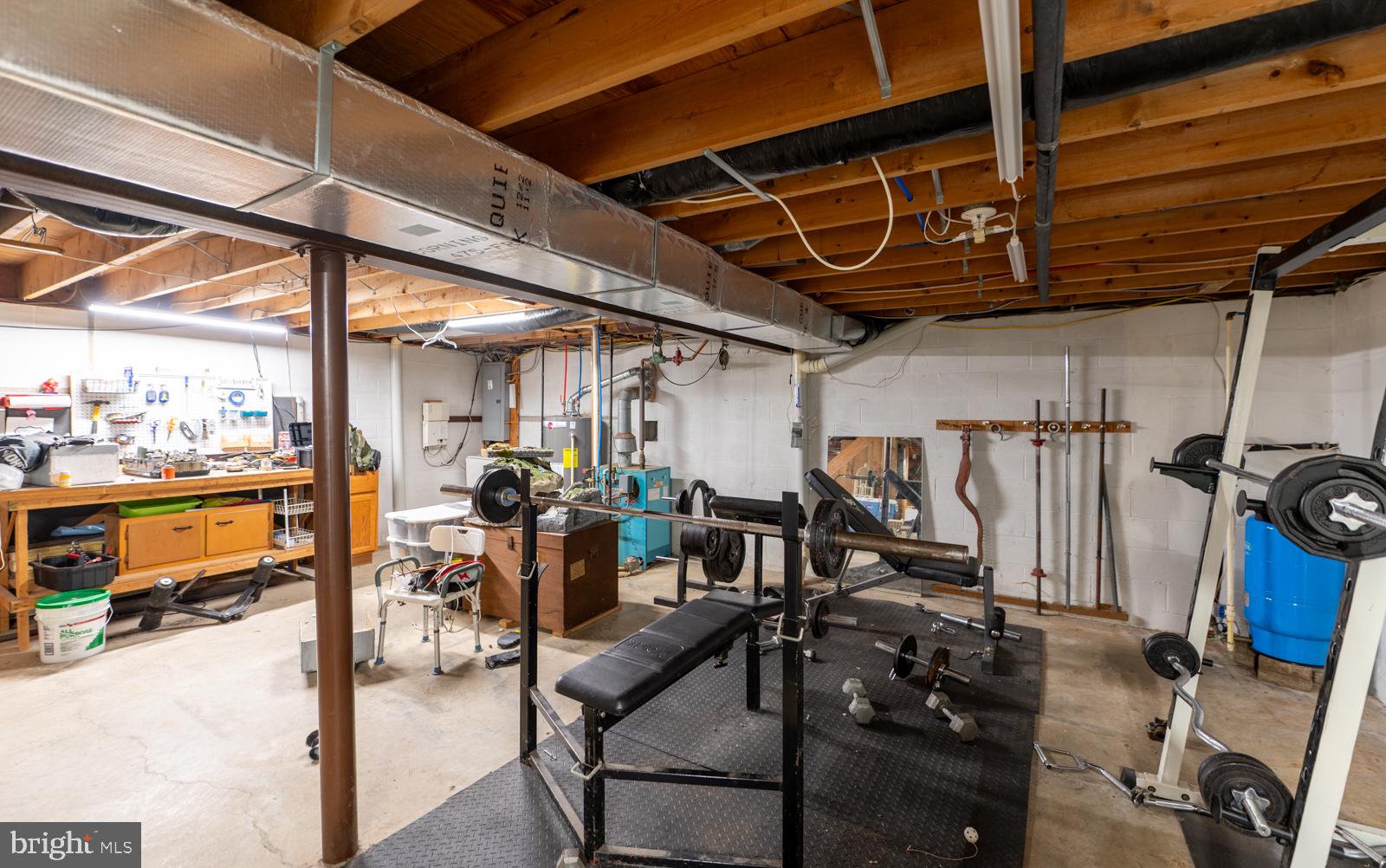 BRIGHTON MANOR - Residential