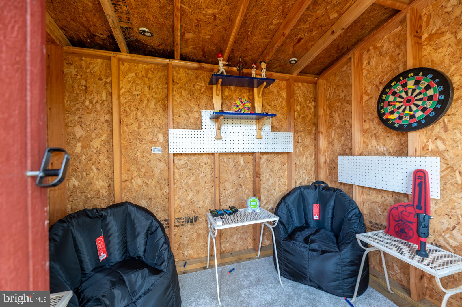 BRIGHTON MANOR - Residential