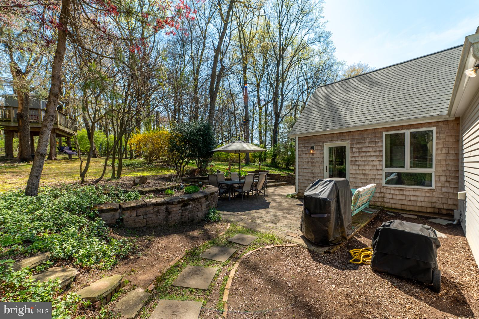 BRIGHTON MANOR - Residential