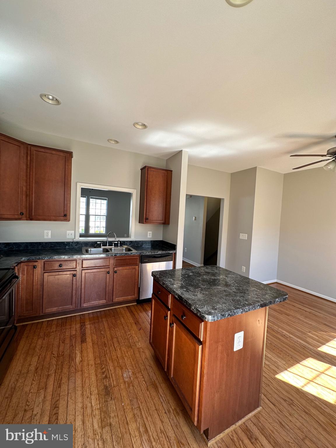 BERKELEY RIDGE - Residential Lease