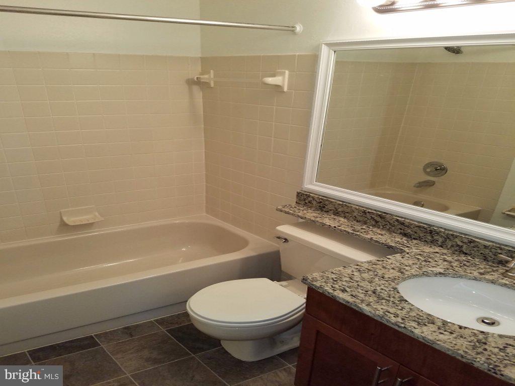 SOCIETY PL - Residential Lease