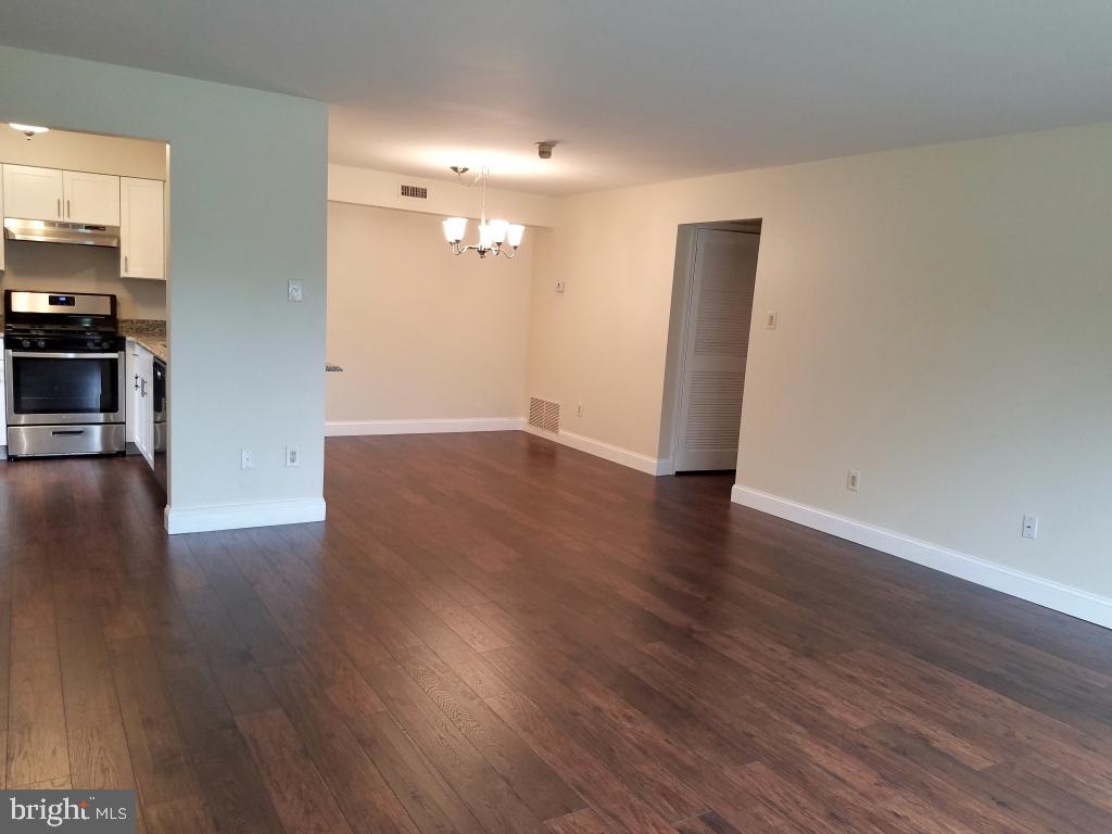 SOCIETY PL - Residential Lease