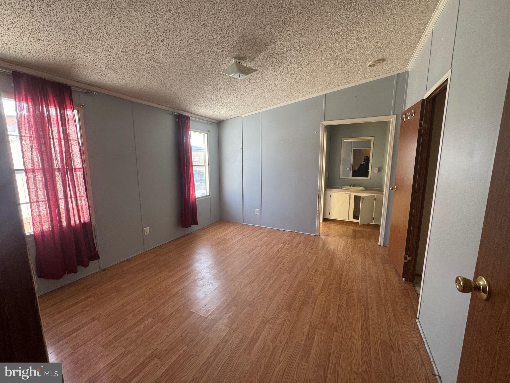 PATUXENT MOBILE ESTATES - Residential