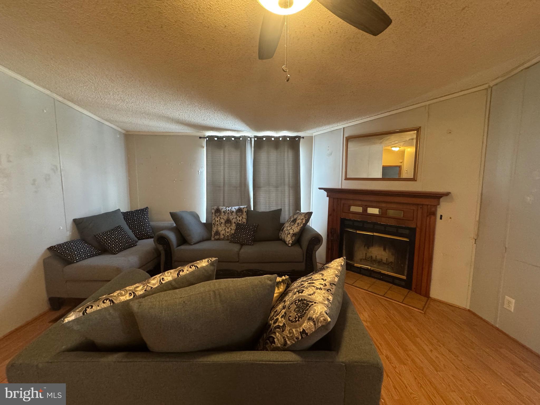 PATUXENT MOBILE ESTATES - Residential