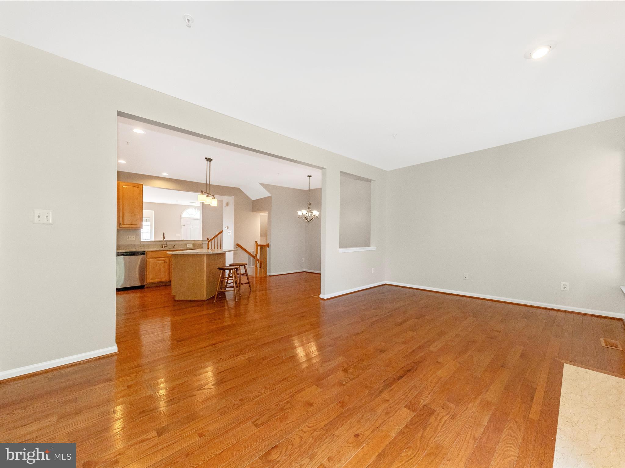 MAGRUDERS OVERLOOK - Residential