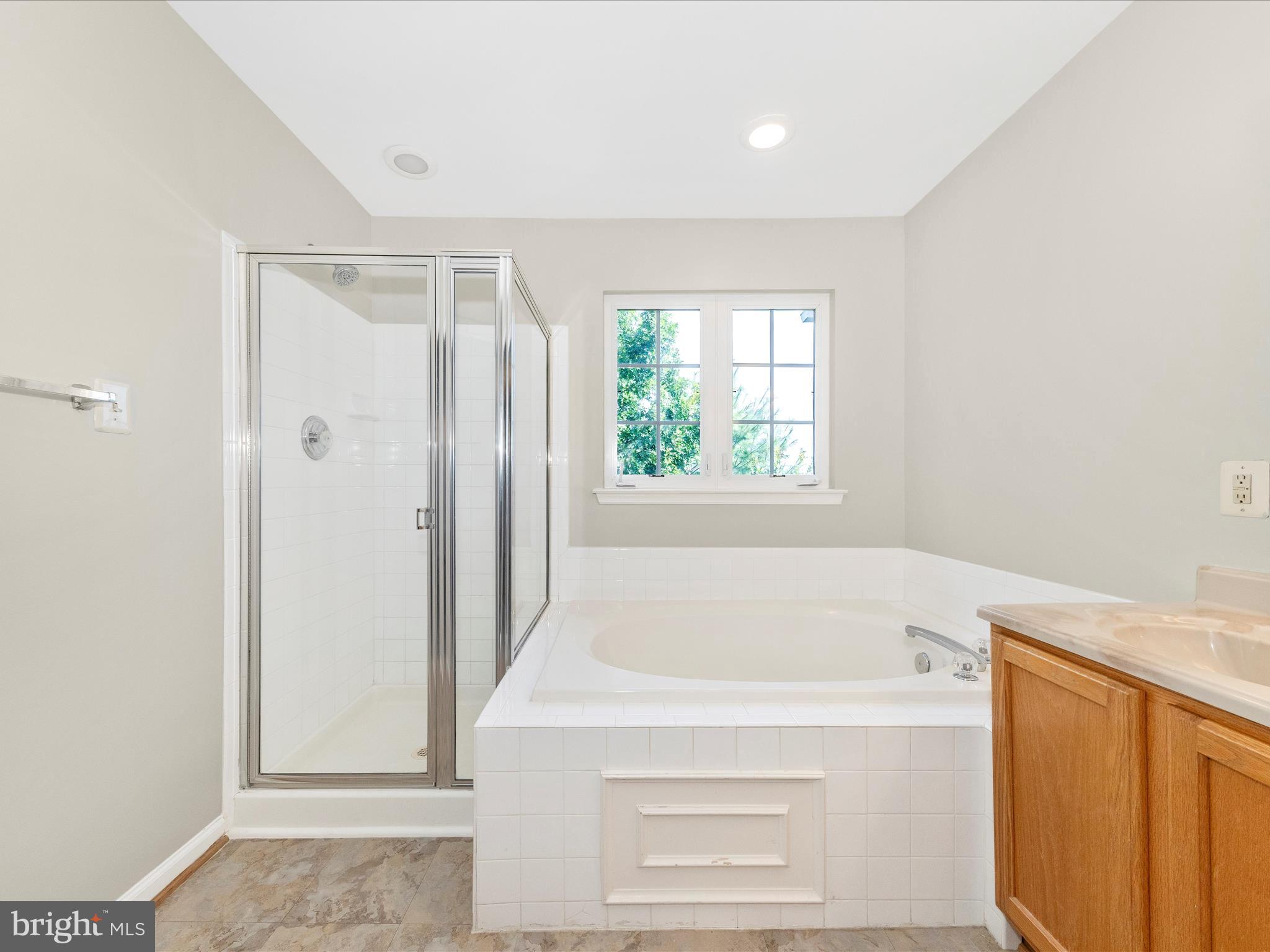 MAGRUDERS OVERLOOK - Residential