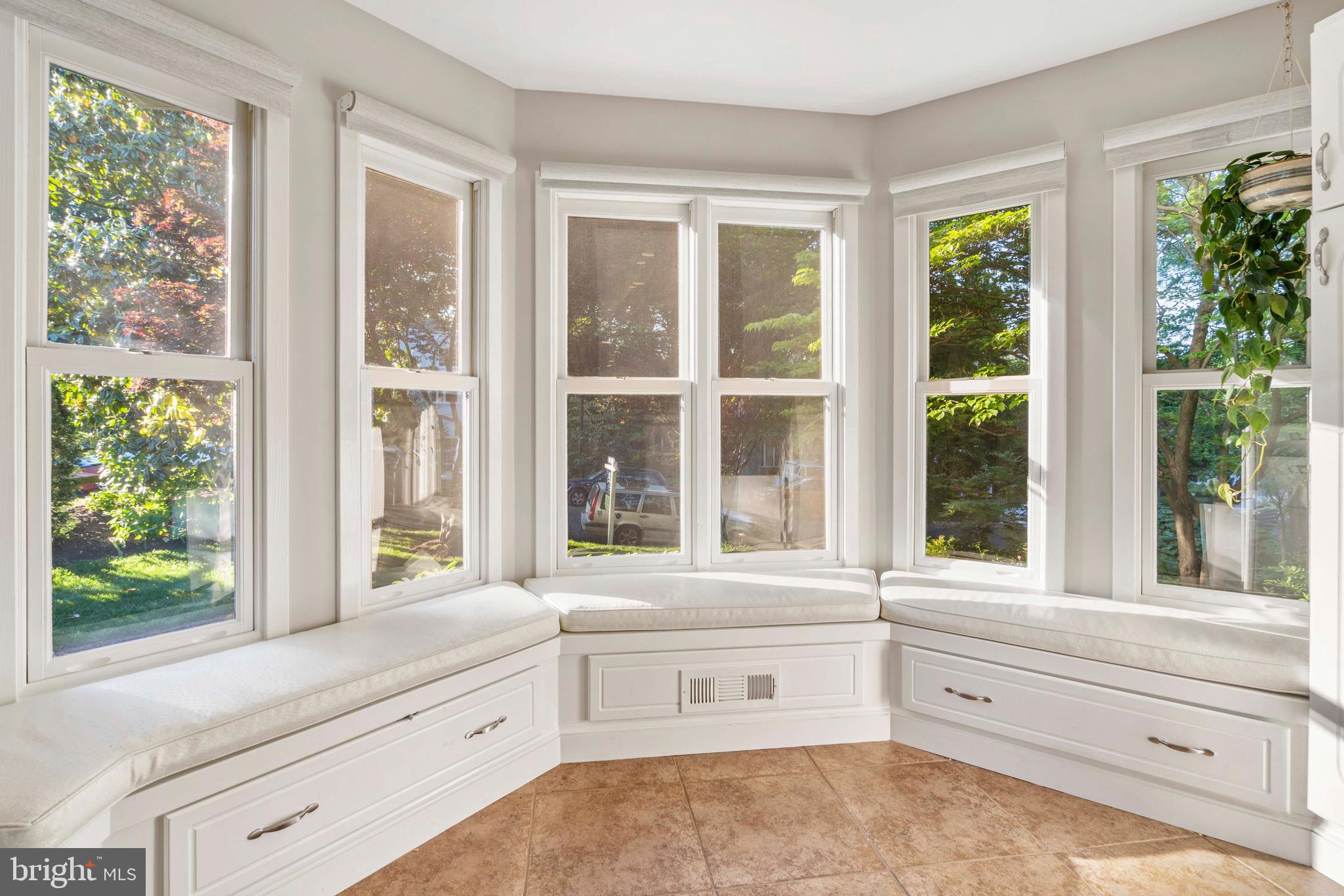 WAYCROFT WOODLAWN - Residential