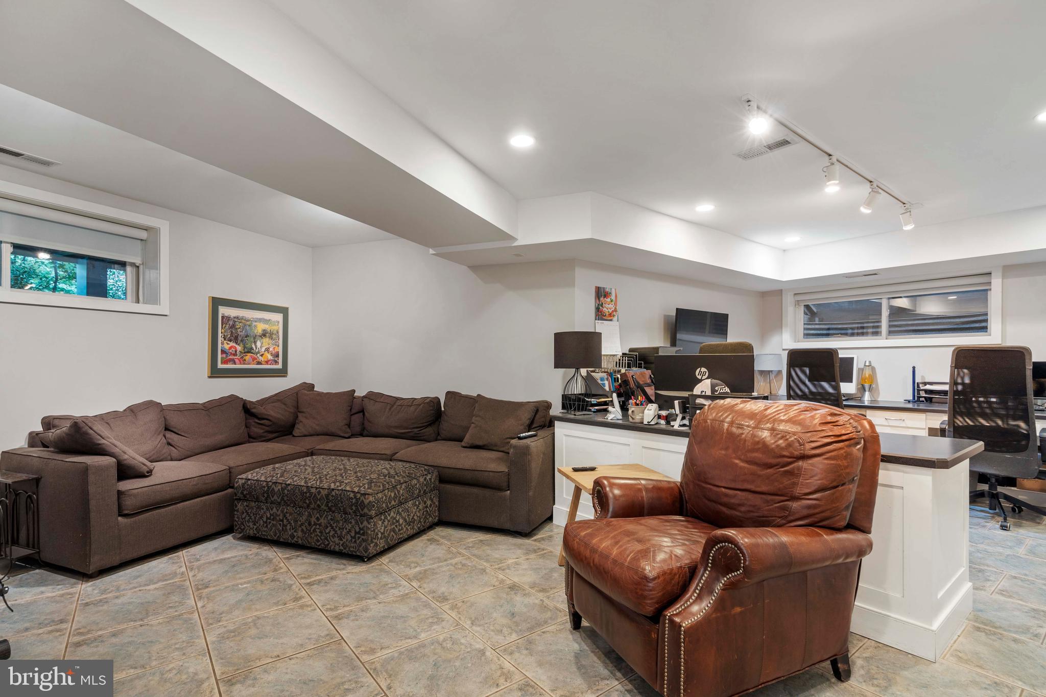 WAYCROFT WOODLAWN - Residential