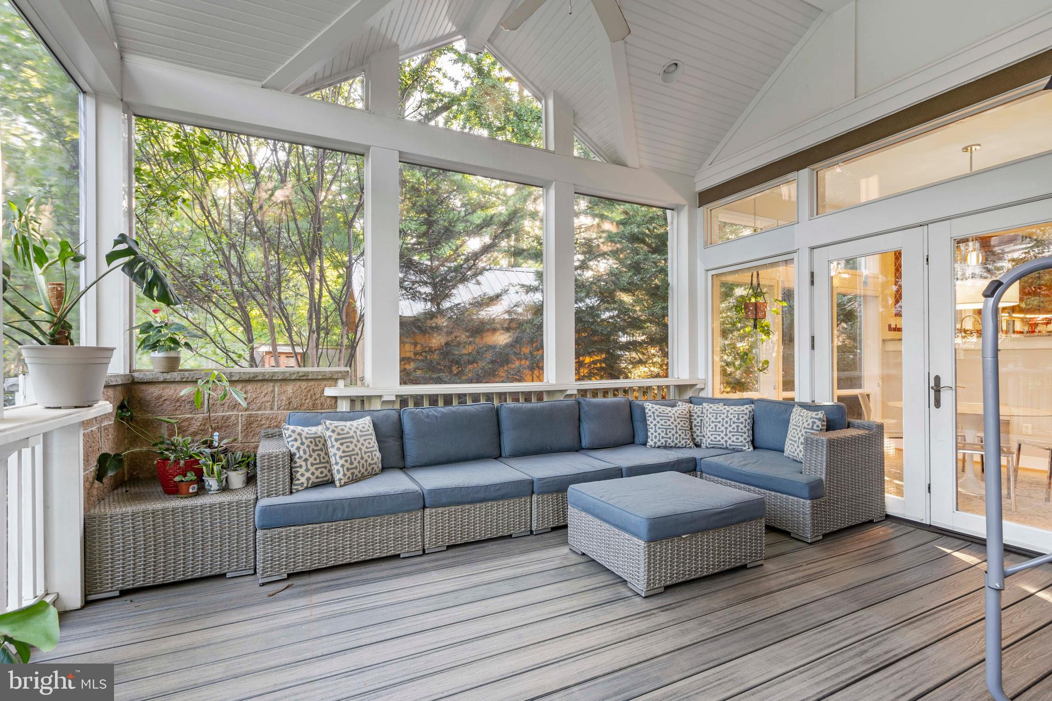 WAYCROFT WOODLAWN - Residential