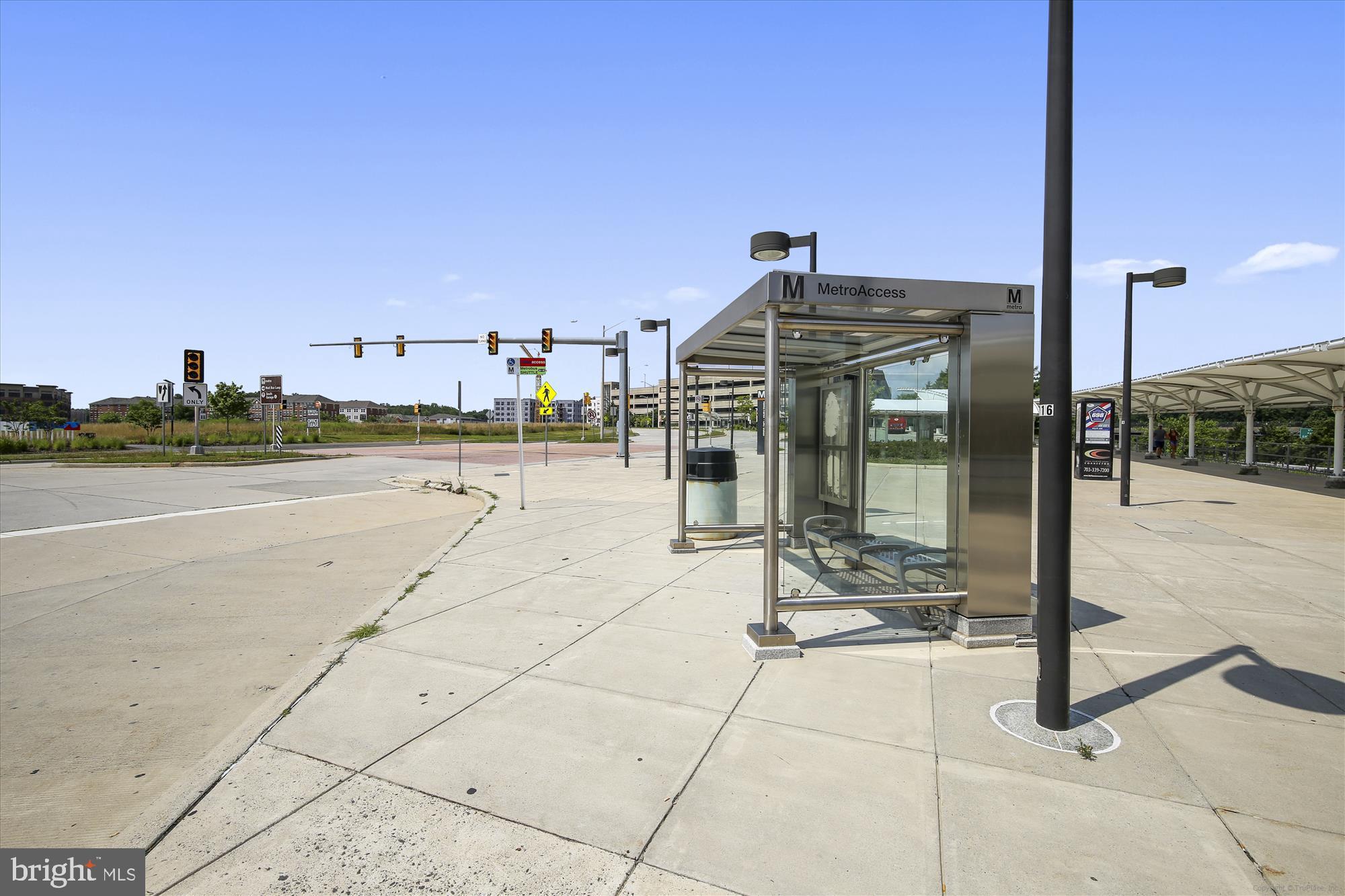 VIENNA MANOR - Residential