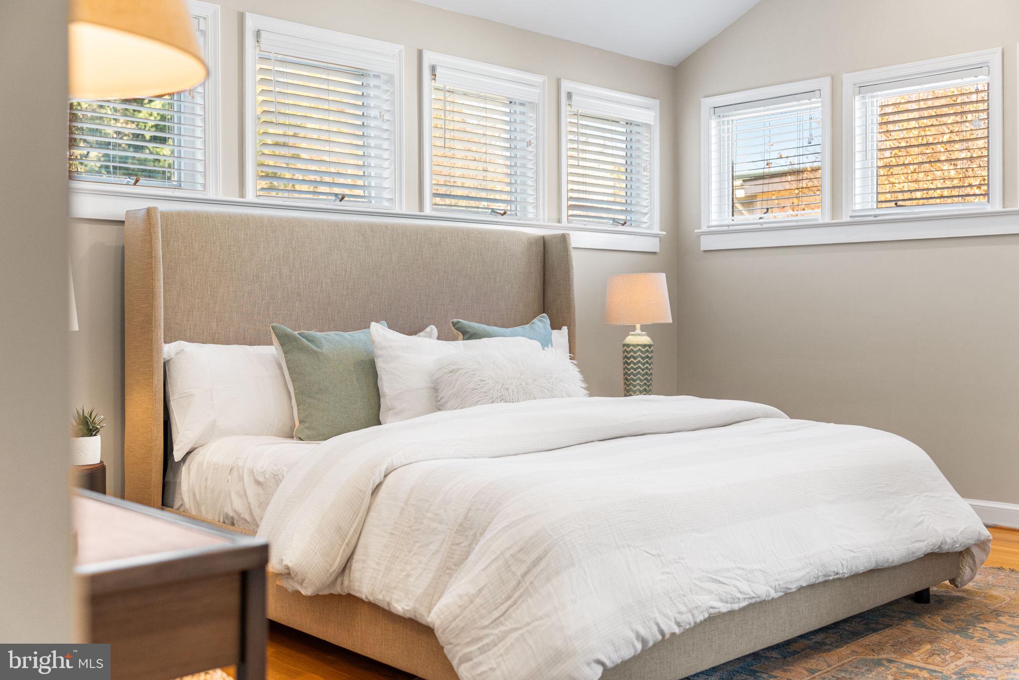 BARCROFT - Residential