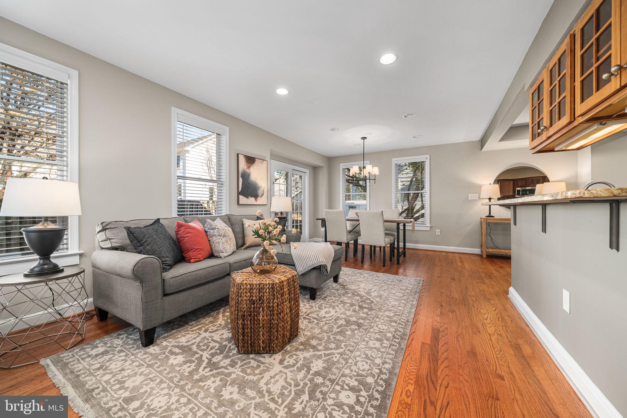 BARCROFT - Residential