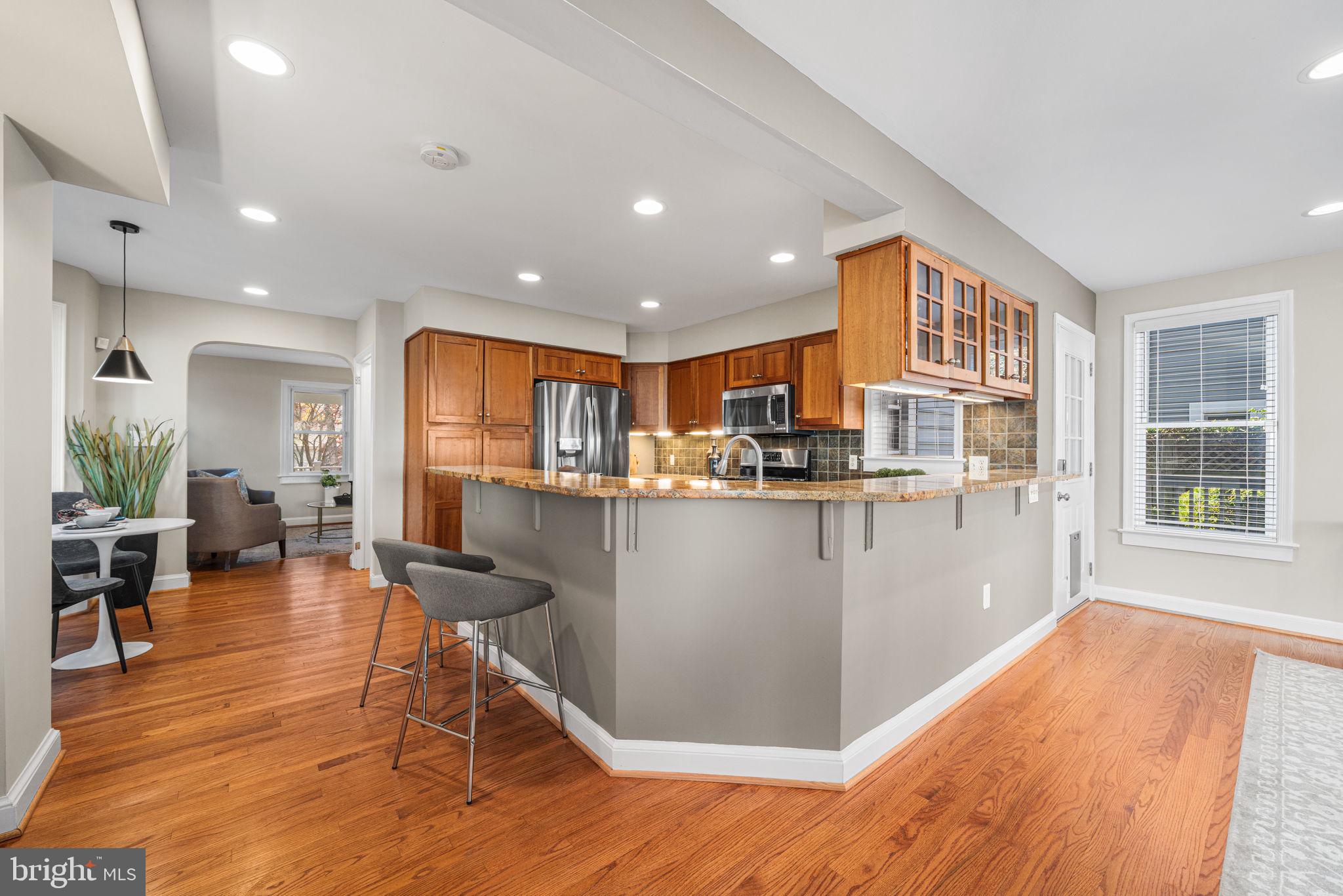 BARCROFT - Residential