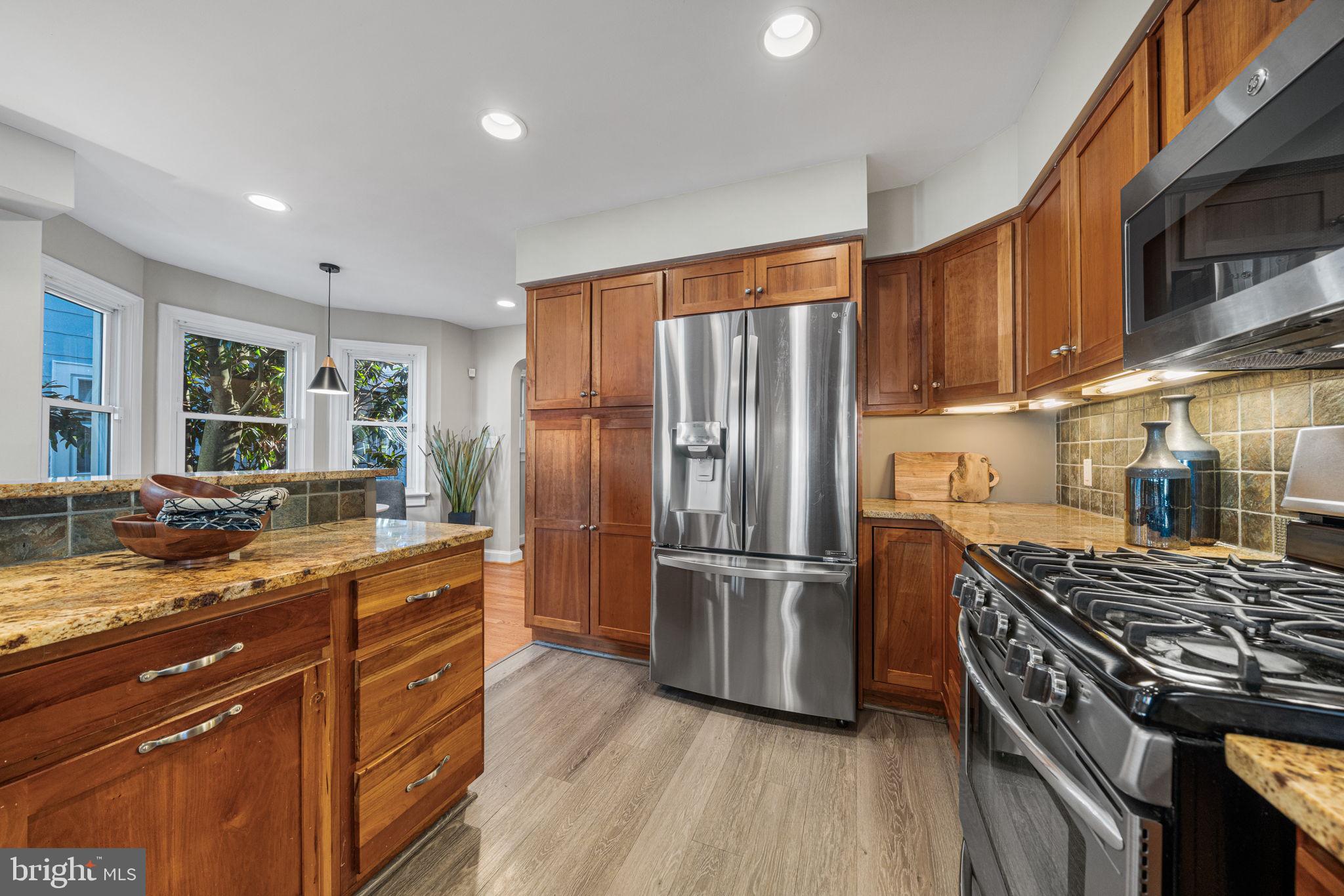 BARCROFT - Residential