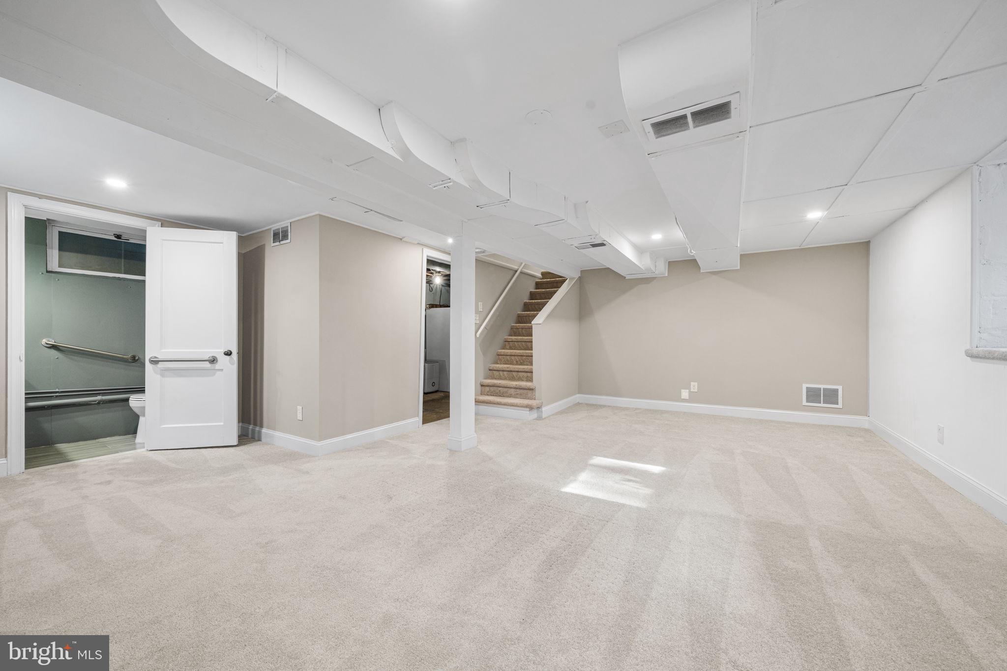 BARCROFT - Residential