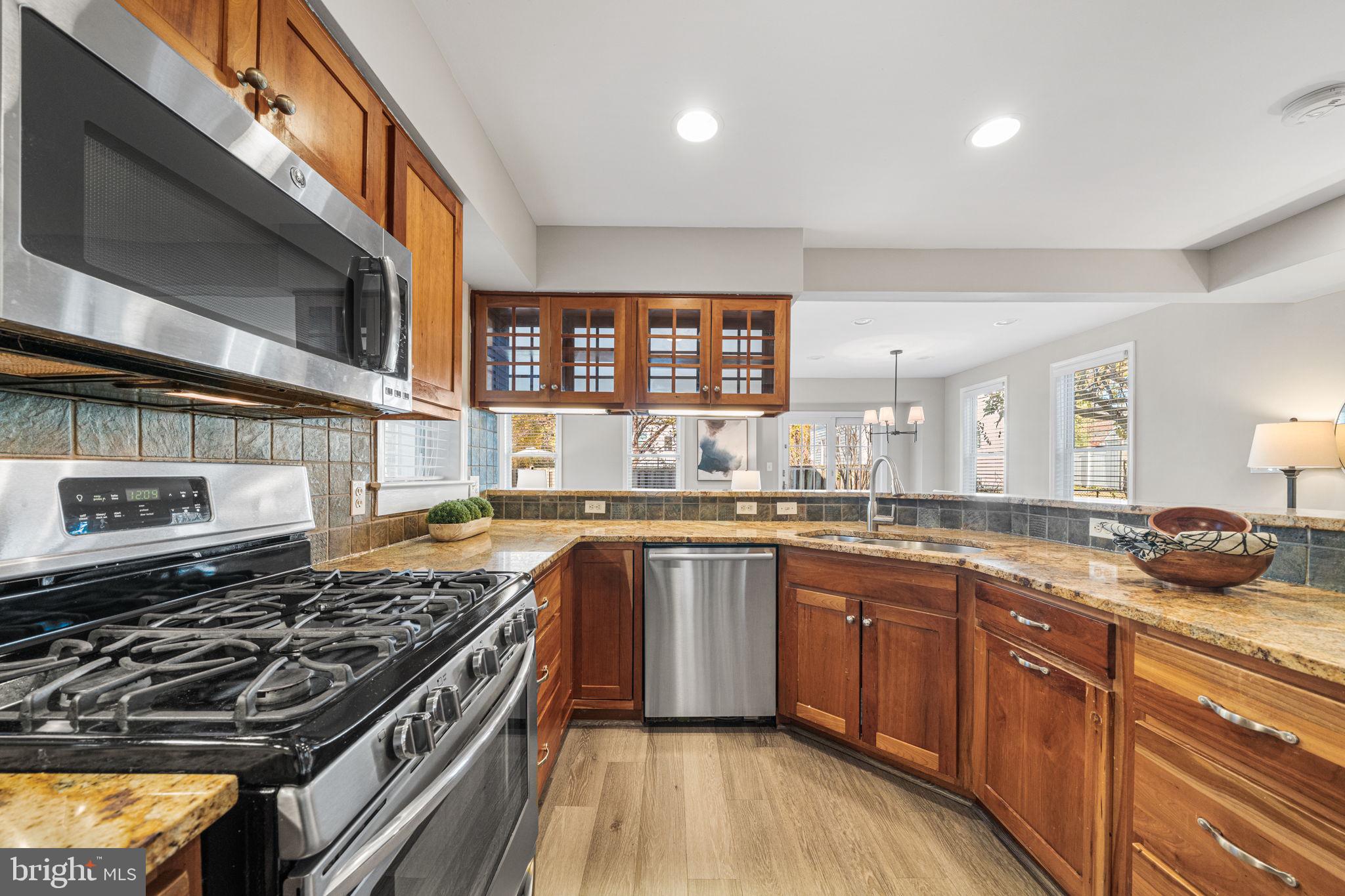 BARCROFT - Residential