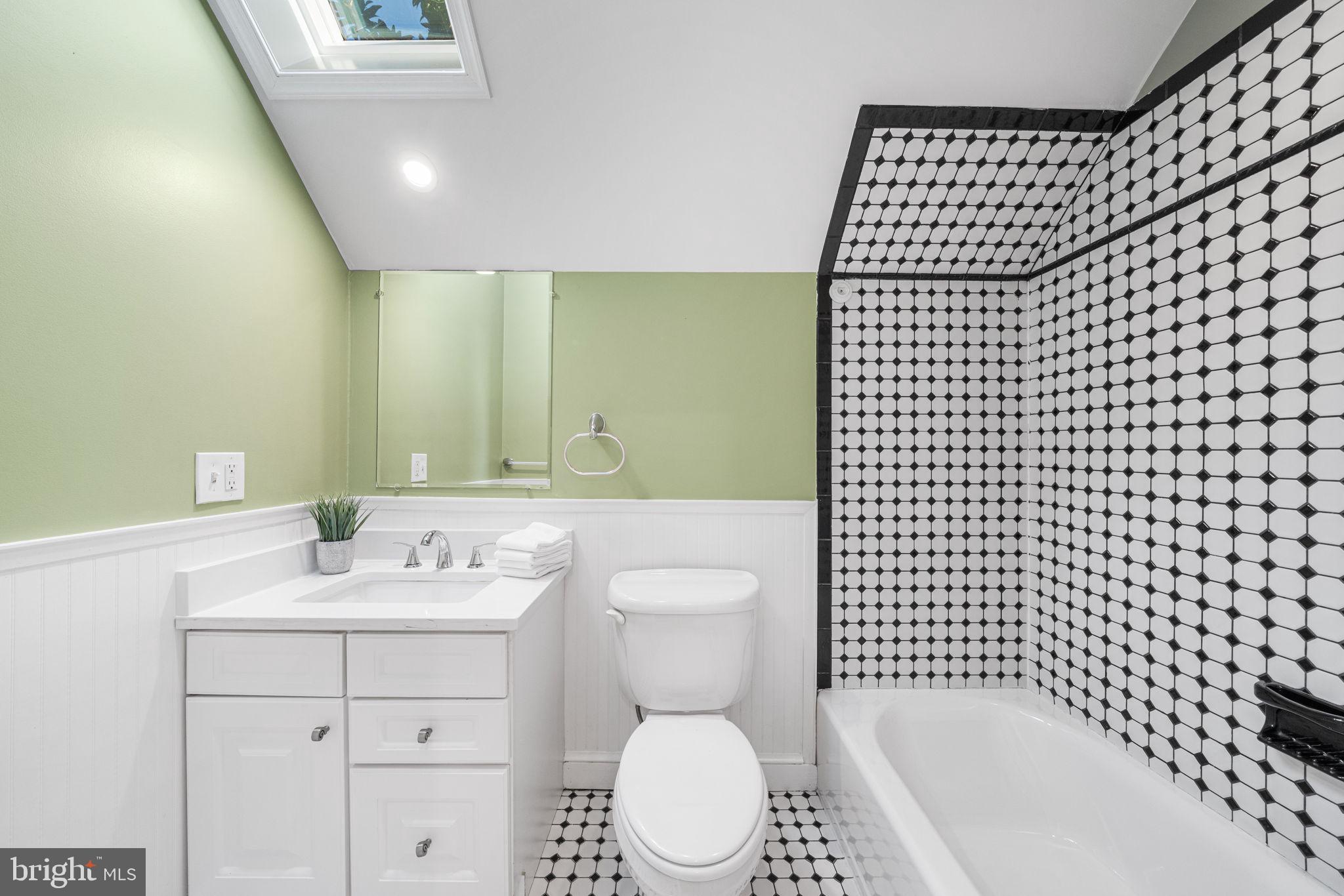 BARCROFT - Residential