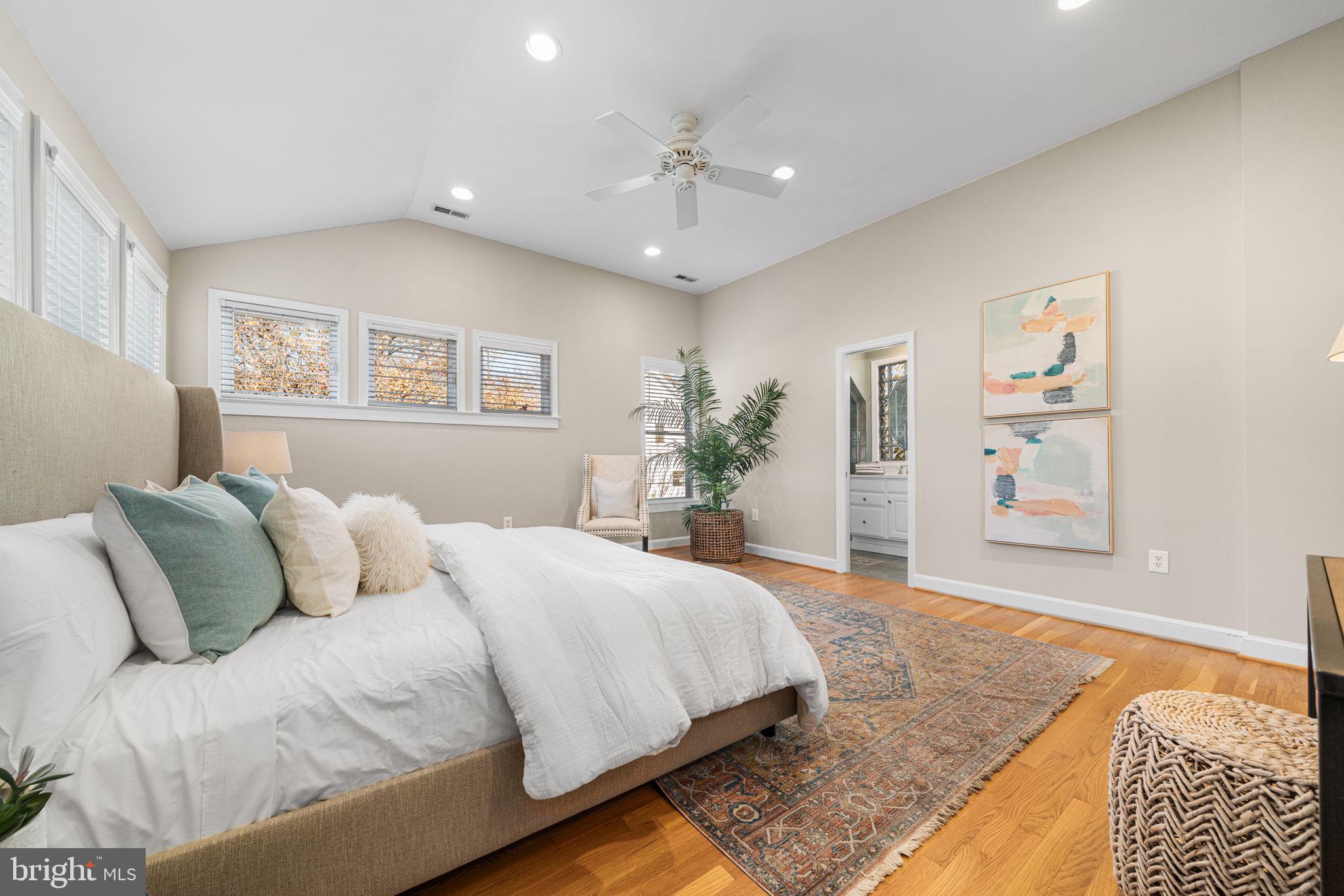 BARCROFT - Residential