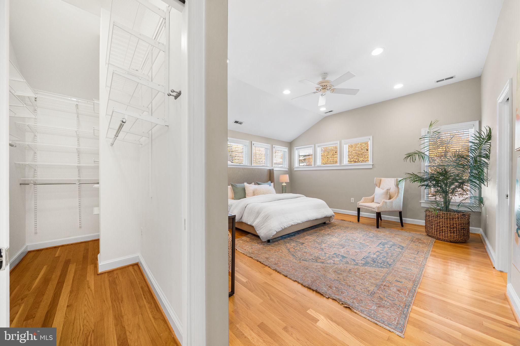 BARCROFT - Residential