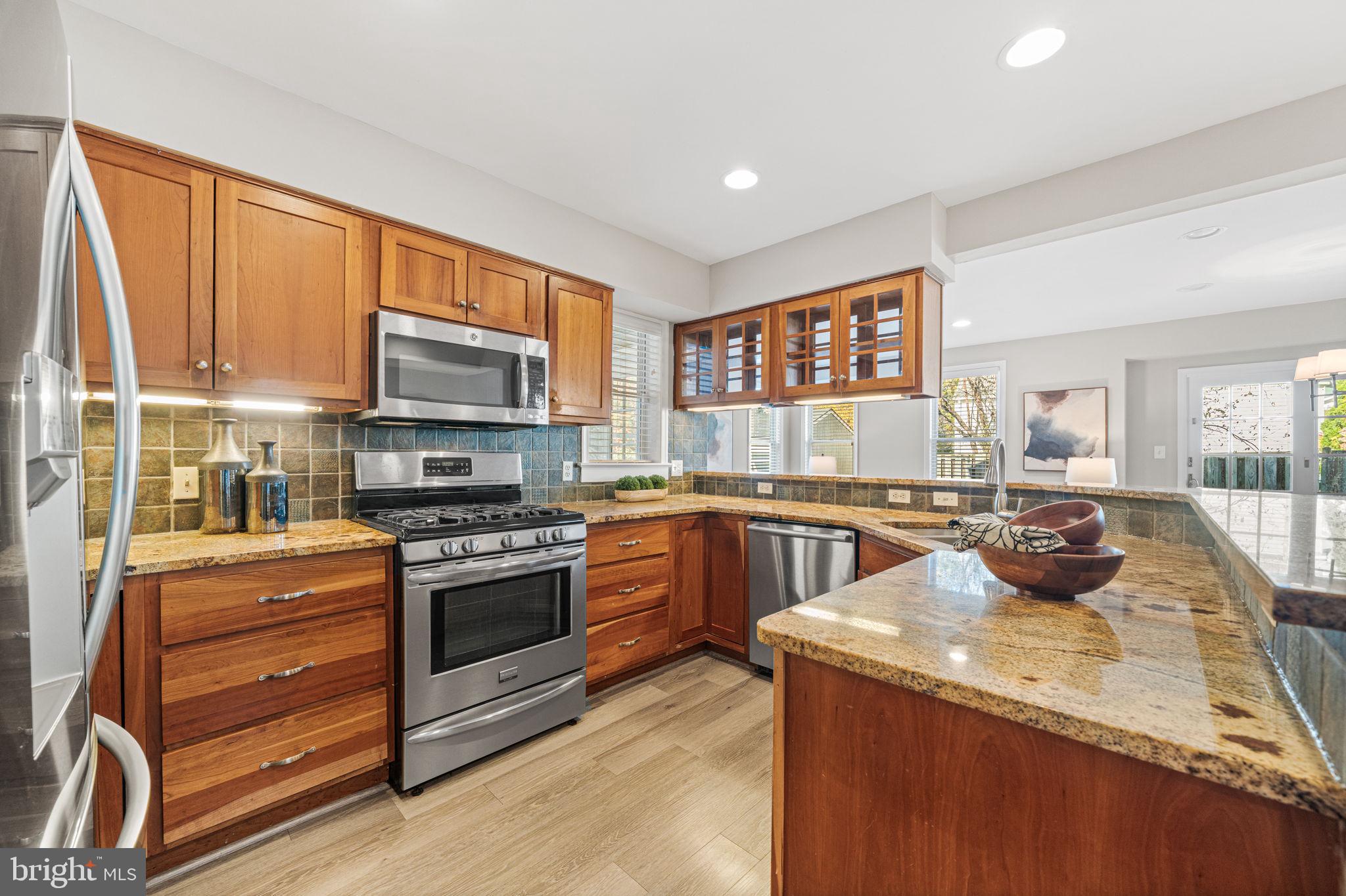 BARCROFT - Residential