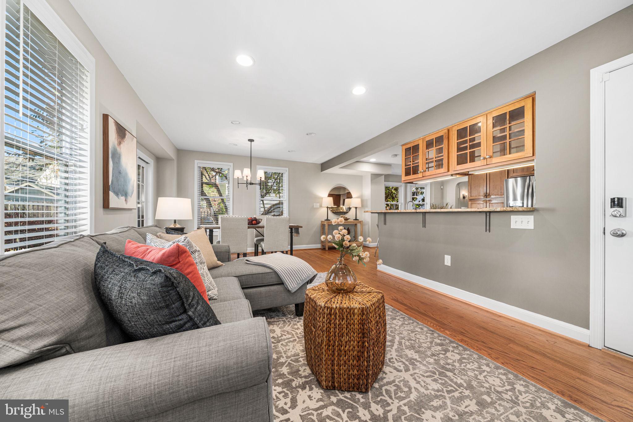 BARCROFT - Residential