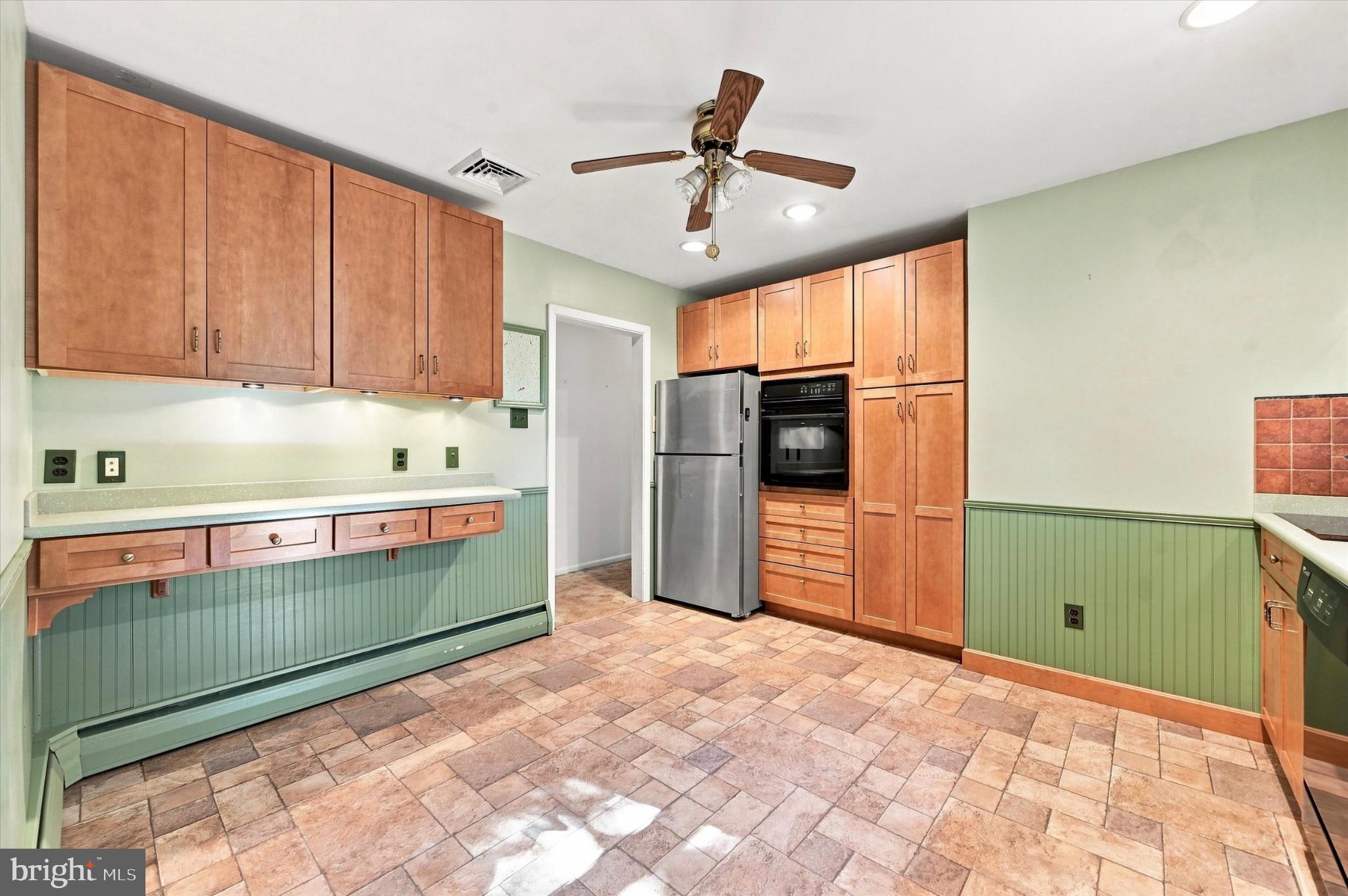 2365 OVERLOOK DRIVE 2365