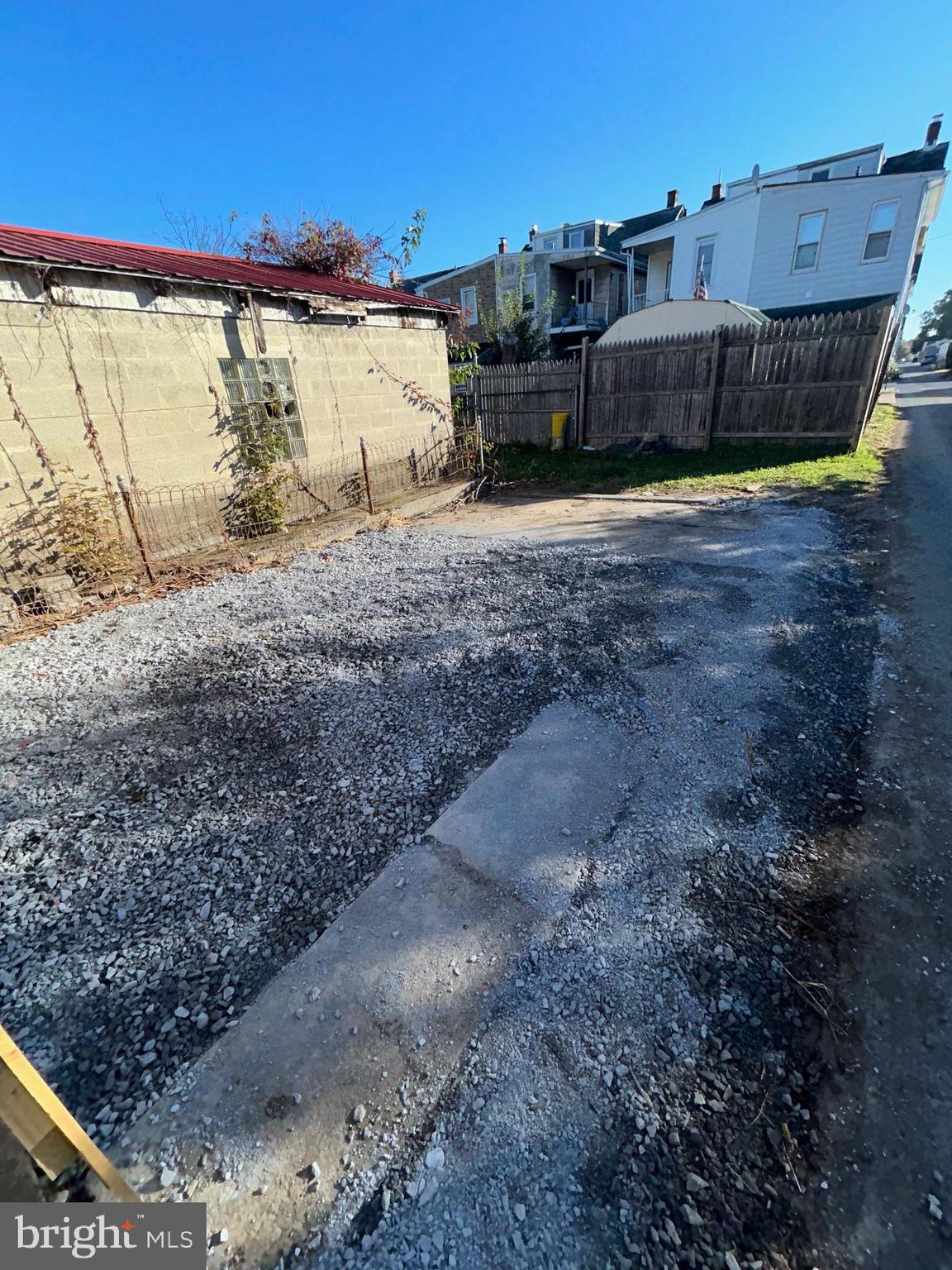 RESIDENTIAL - Residential Lease