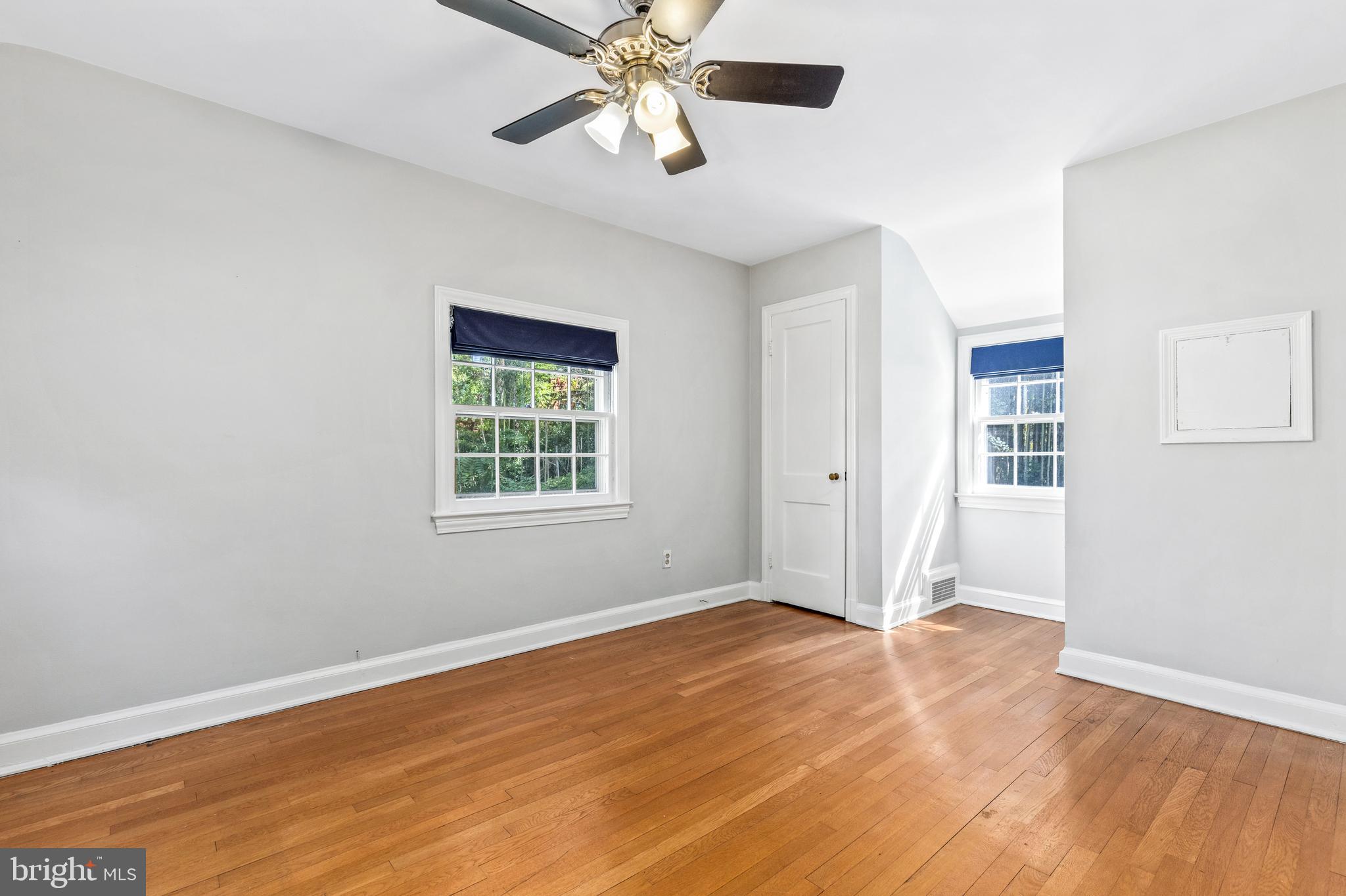 WOODACRES - Residential