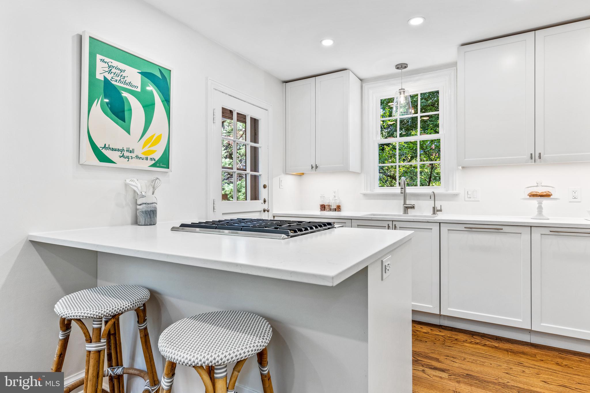 WOODACRES - Residential