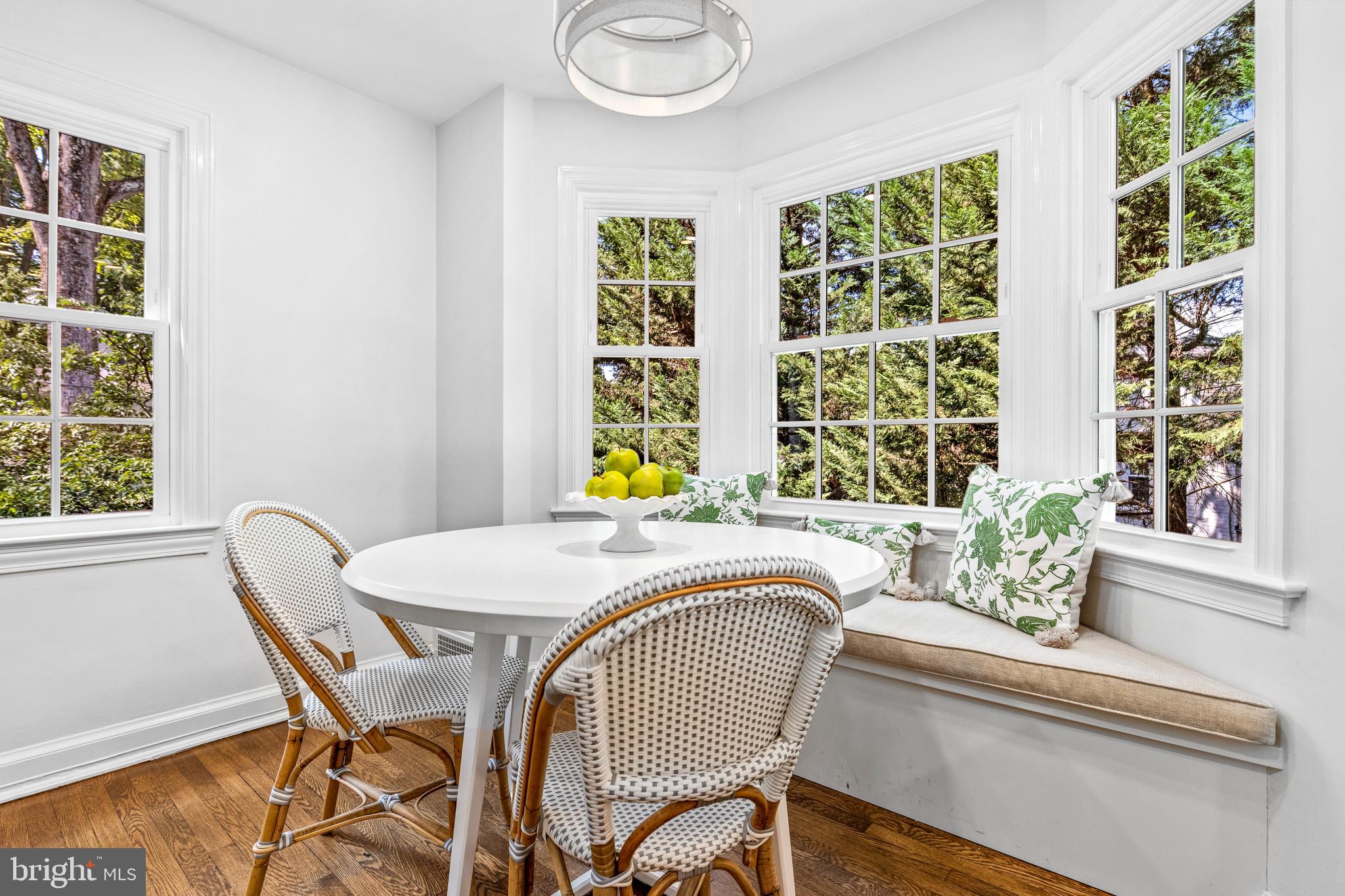 WOODACRES - Residential