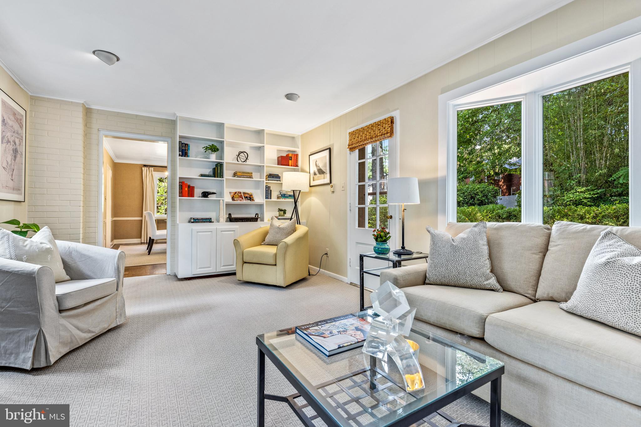 WOODACRES - Residential