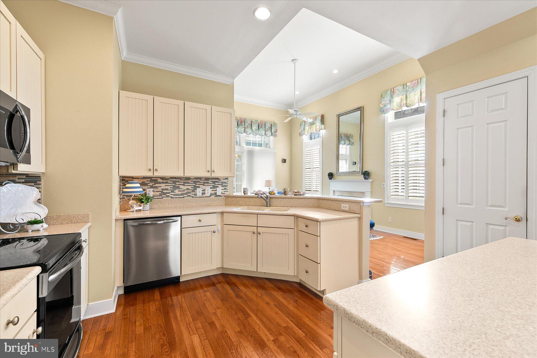 BAYSIDE - Residential