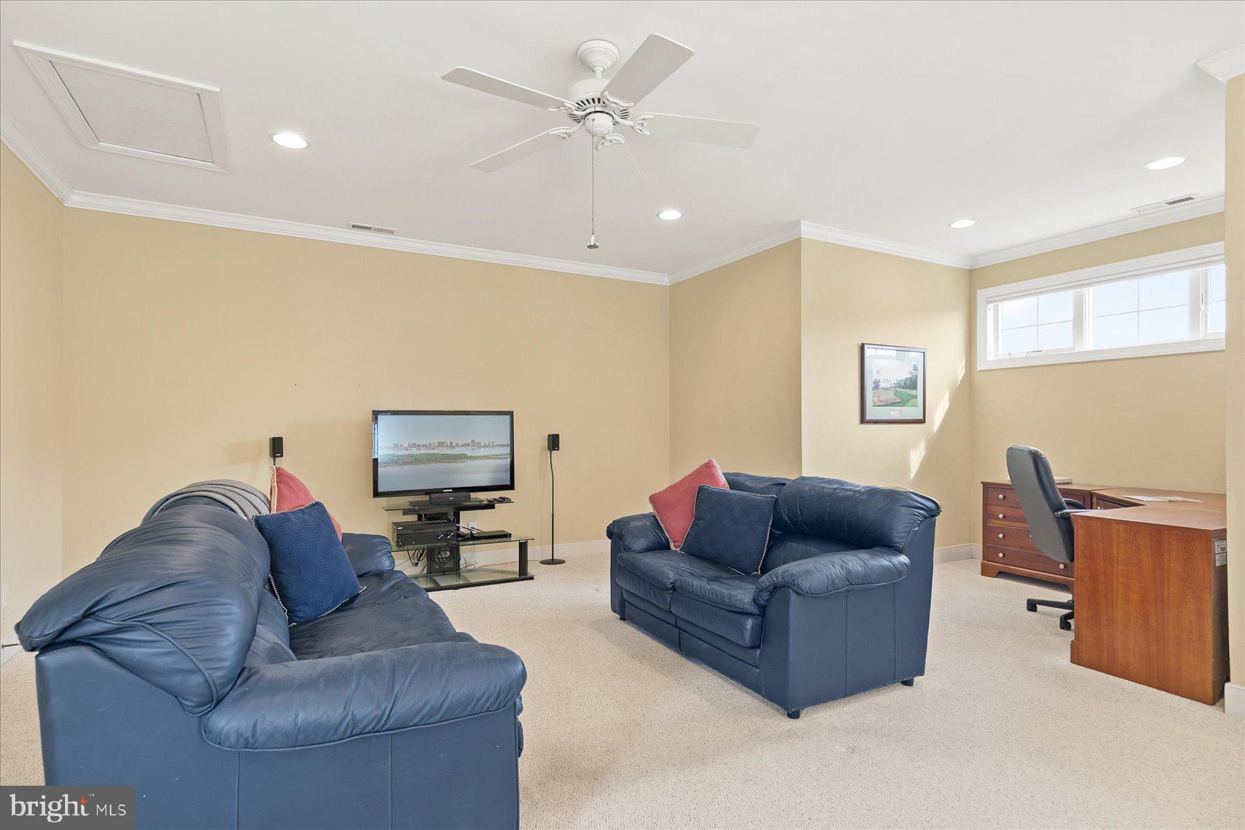 BAYSIDE - Residential